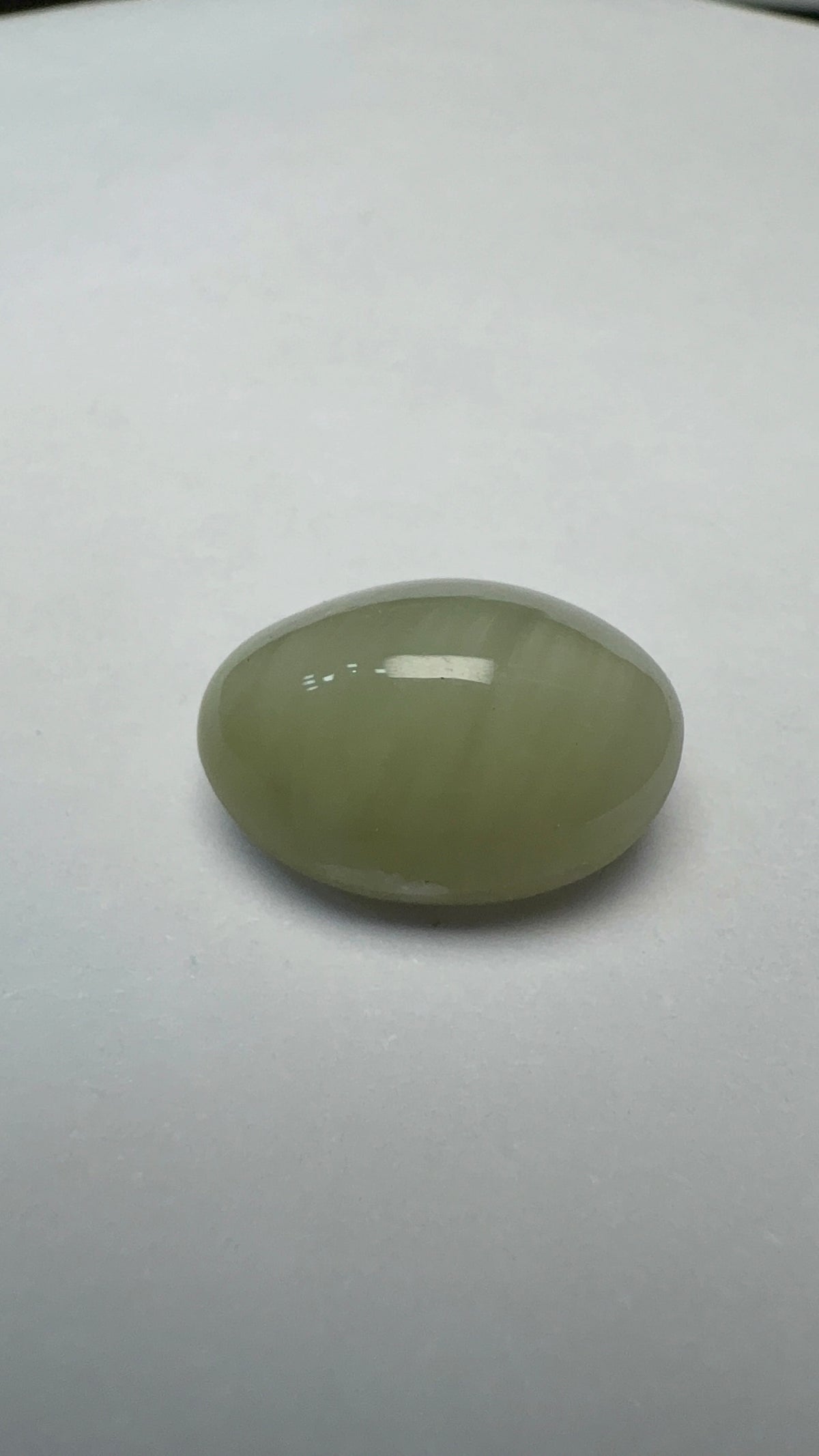 Cat's Eye 5.33 carat LAR-08 alternate face-up view