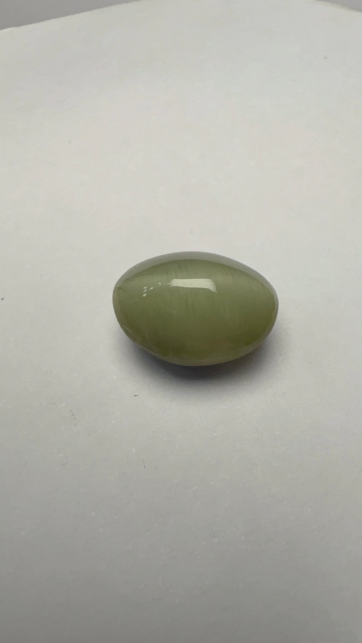 Cat's Eye 6.50 carat LAR-09 alternate face-up view