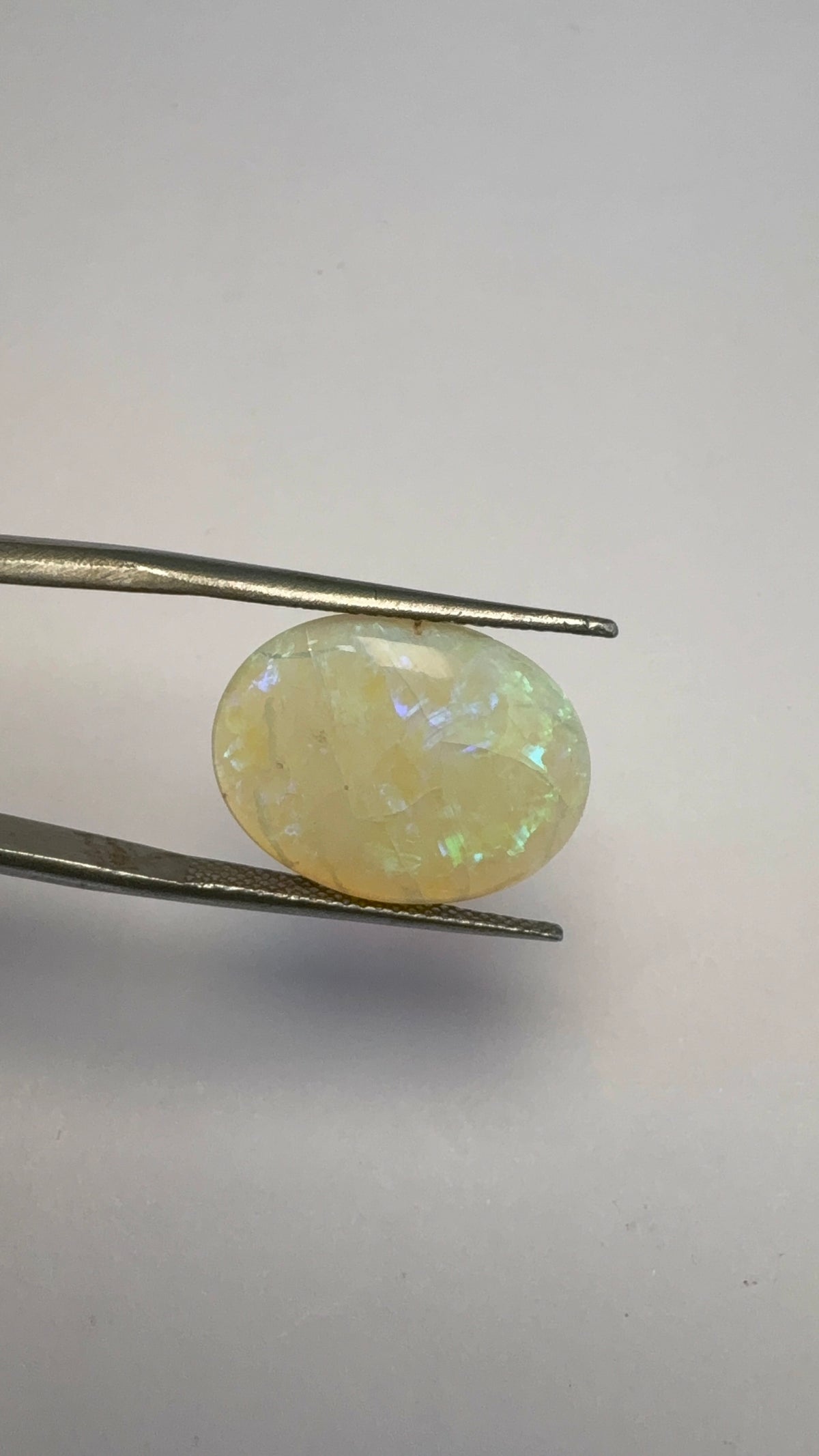 Opal 6.39 carat OPR-26 close view