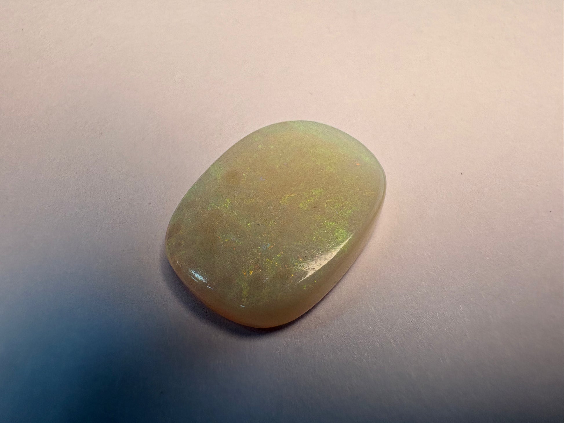 Opal 6.62 carat OPR-29 side view