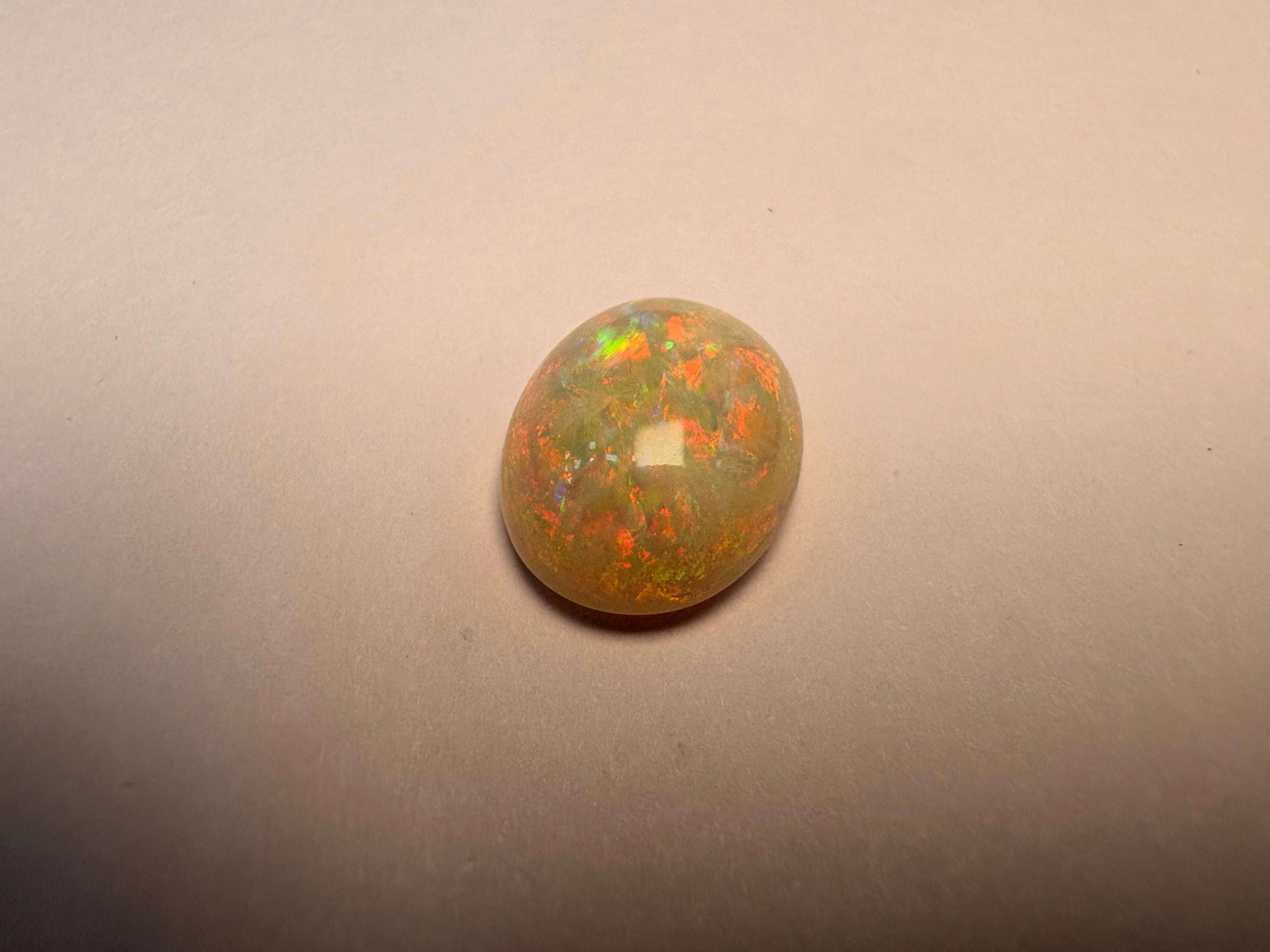 Opal 4.15 carat OPR-3 angled view