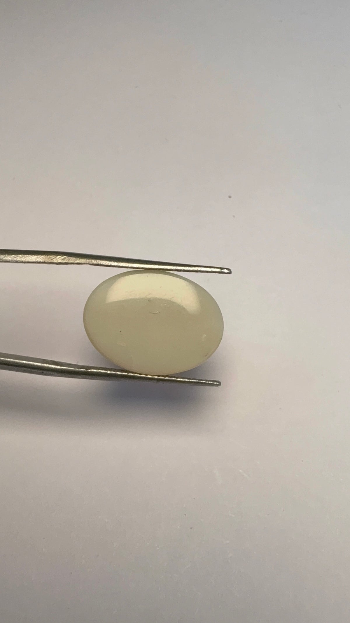 Opal 6.66 carat OPR-30 face-up view