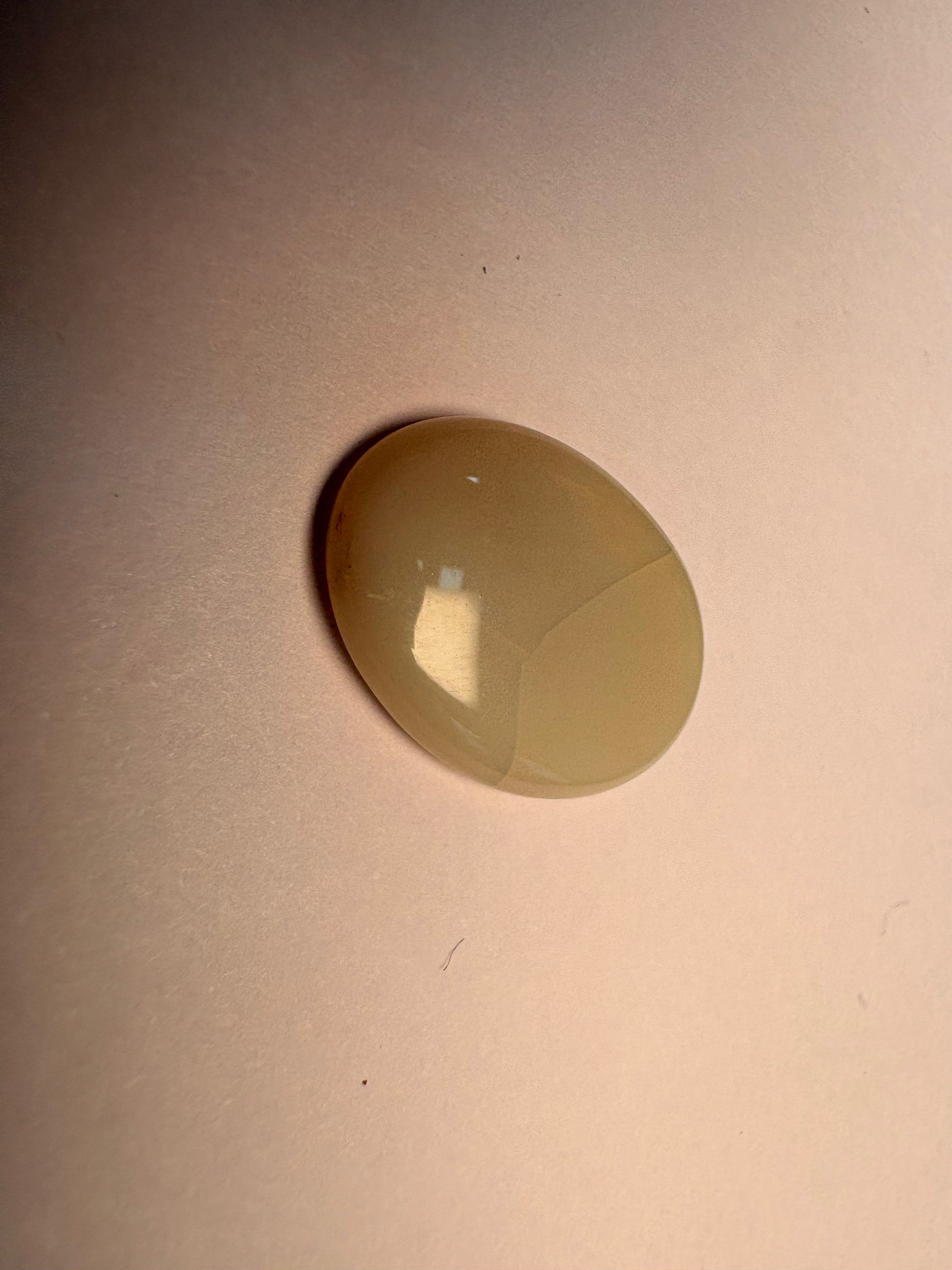 Opal 6.66 carat OPR-30 close view
