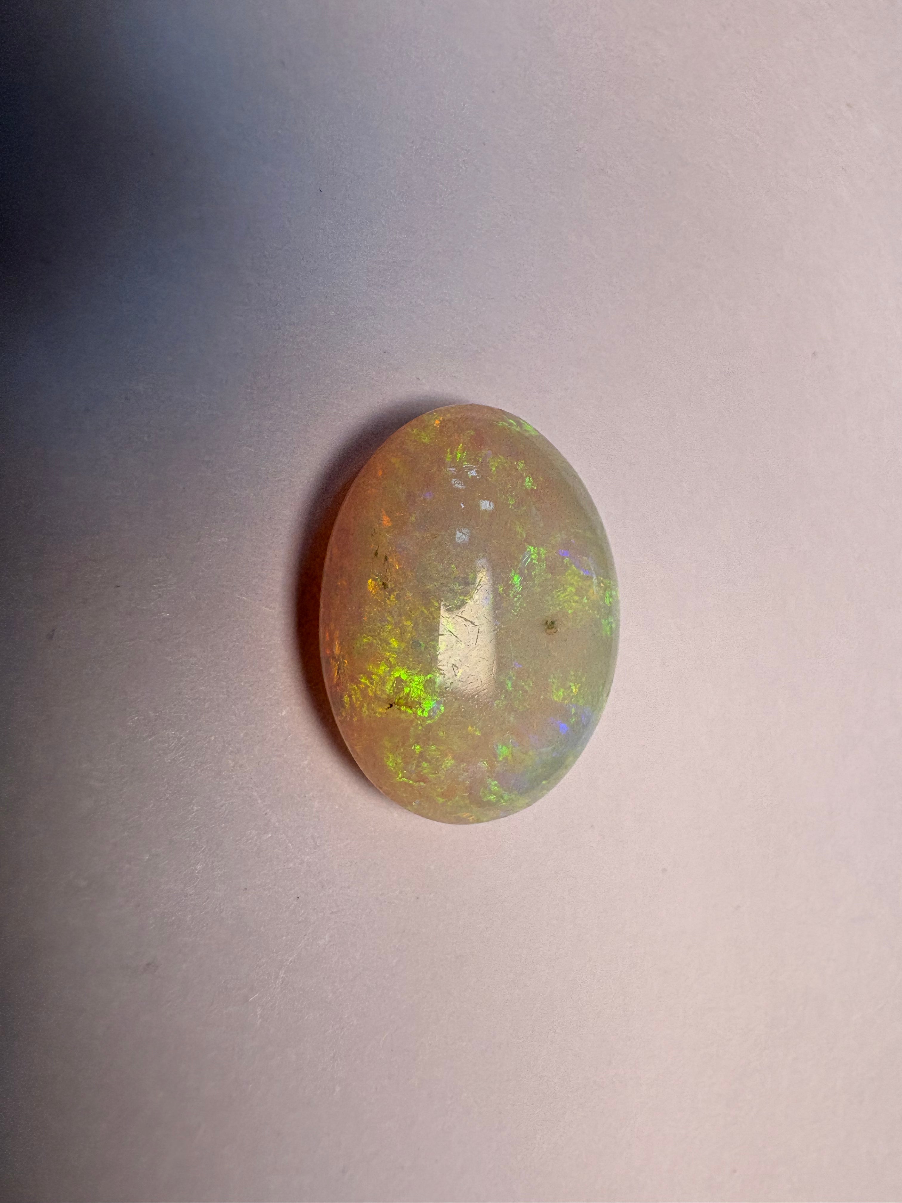 Opal 5.14 carat OPR-36 alternate face-up view