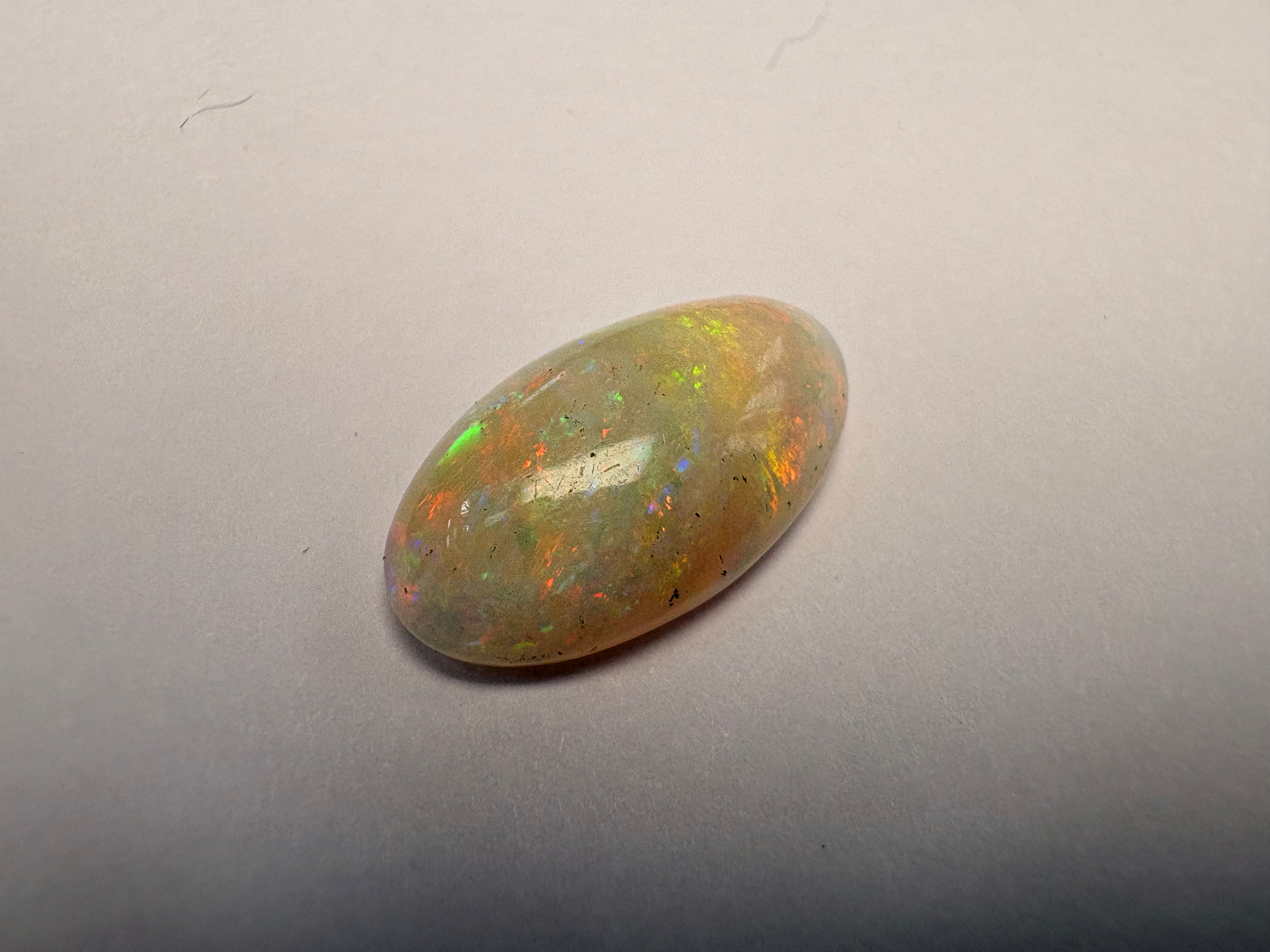 Opal 5.60 carat OPR-37 angled view