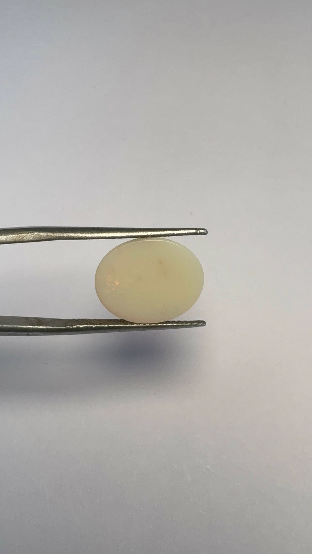 Opal 3.21 carat OPR-41 alternate face-up view