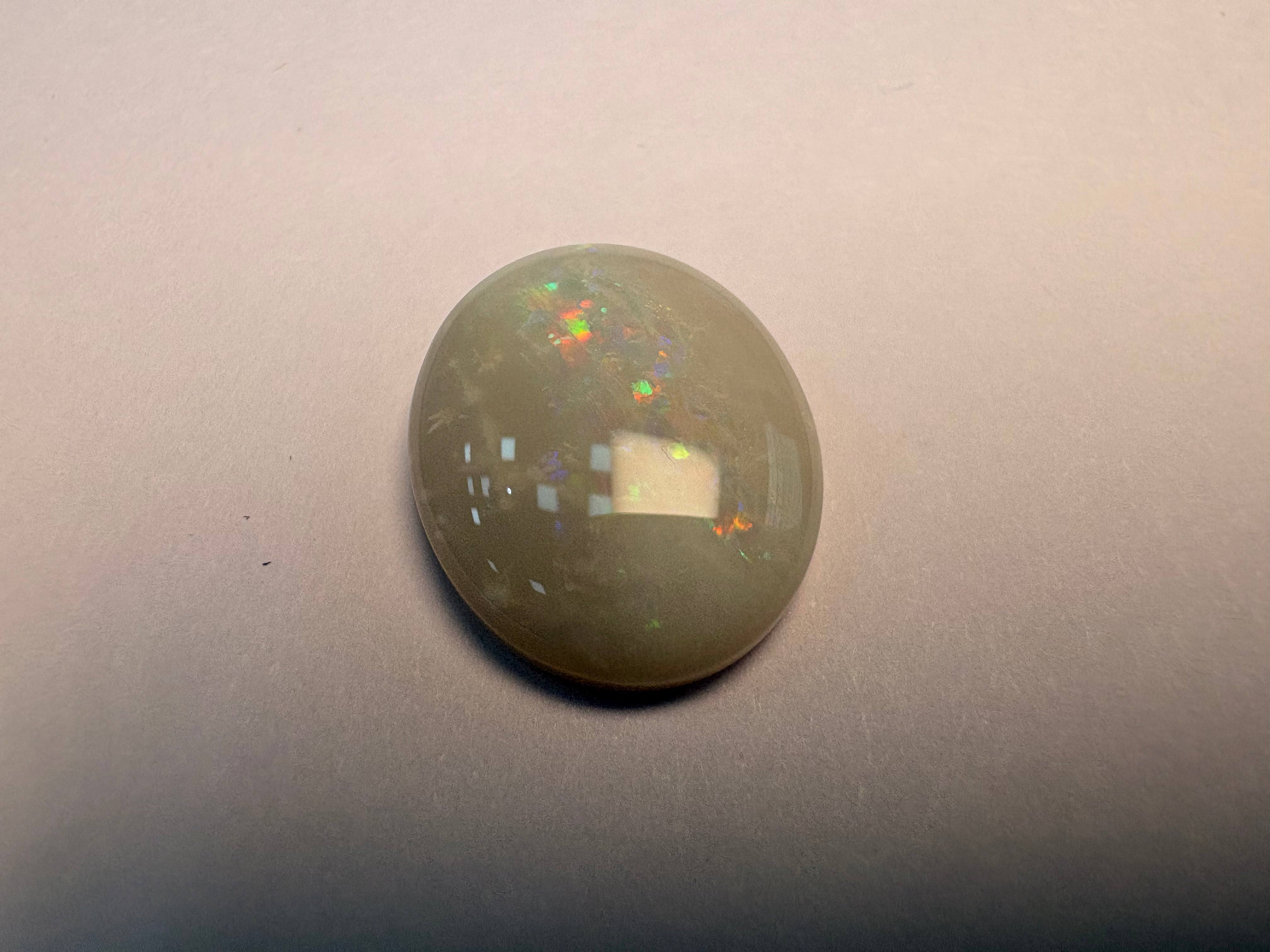 Opal 5.87 carat OPR-42 close view
