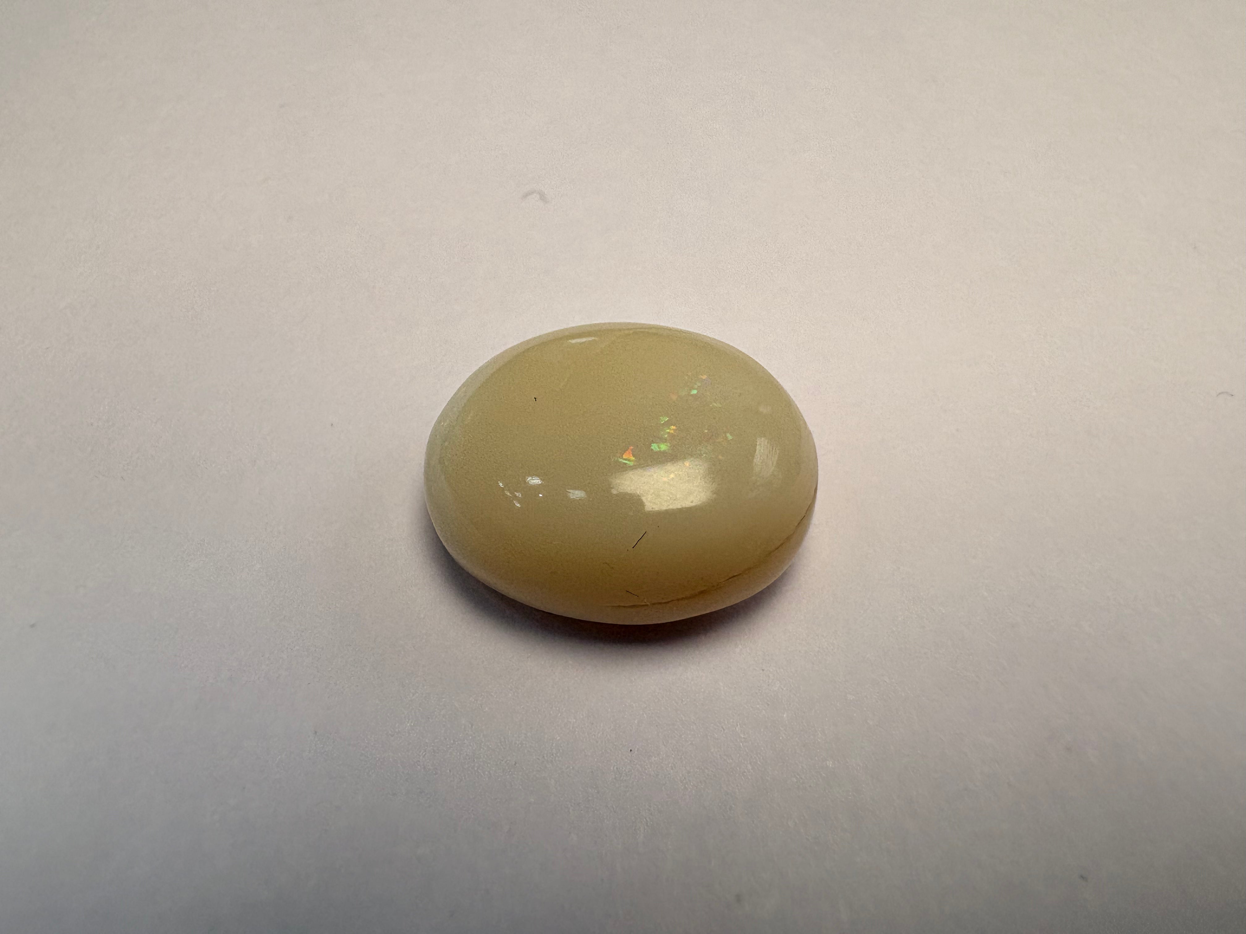 Opal 10.19 carat OPR-5 close view