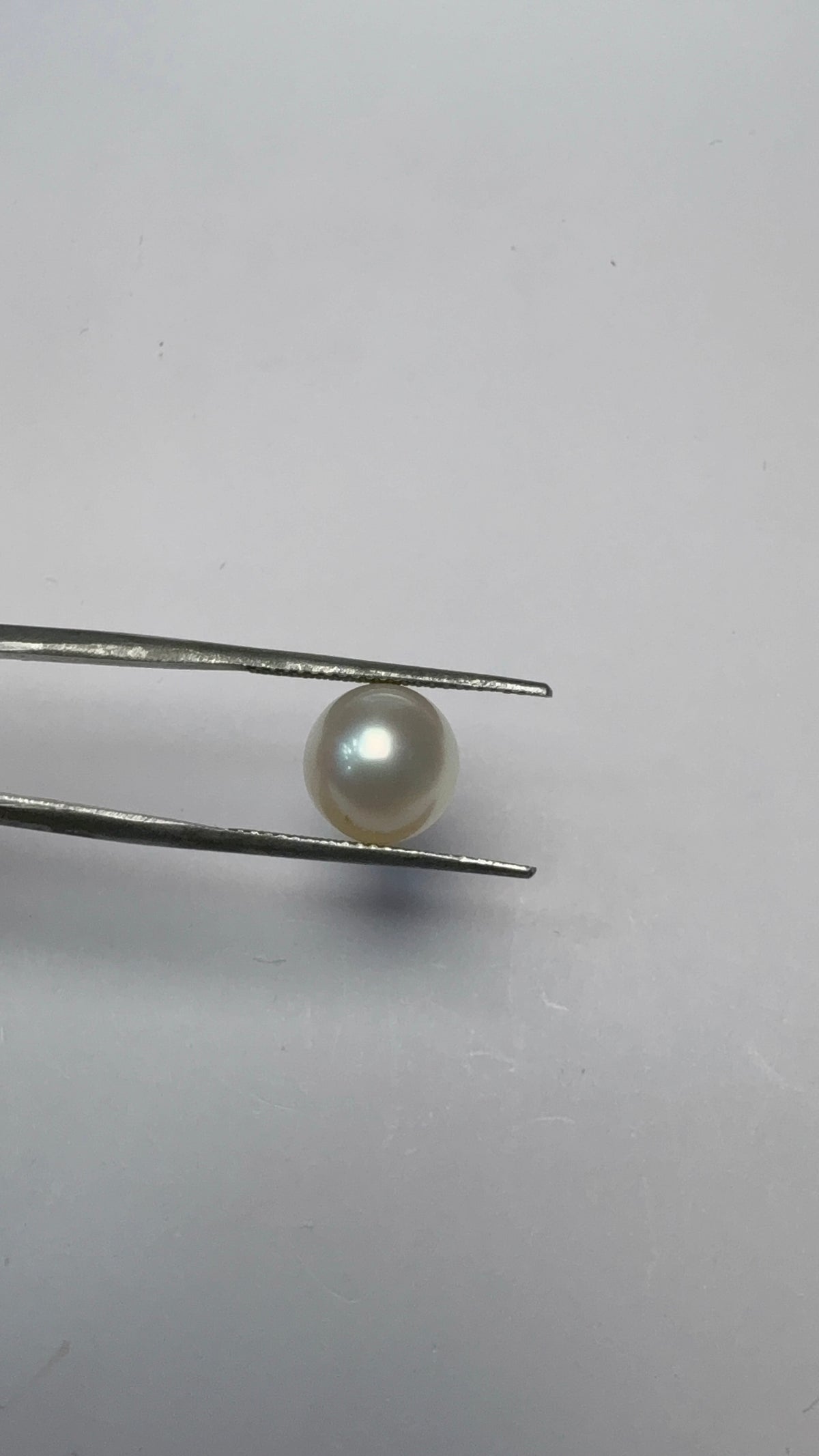 Keshi Pearl 4.89 carat PKR-03 face-up view