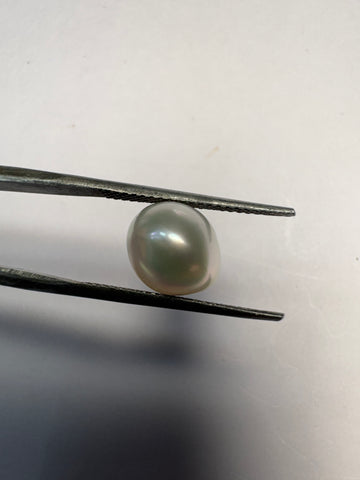 Keshi Pearl 4.33 carat PKR-07 front view
