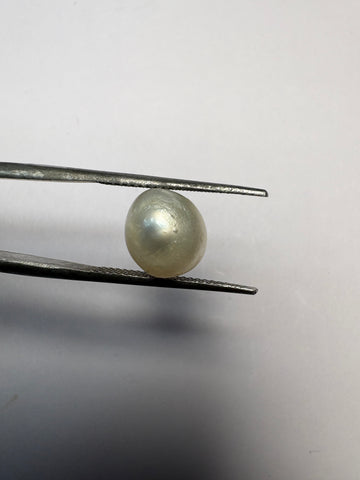 Keshi Pearl 3.62 carat PKR-11 front view