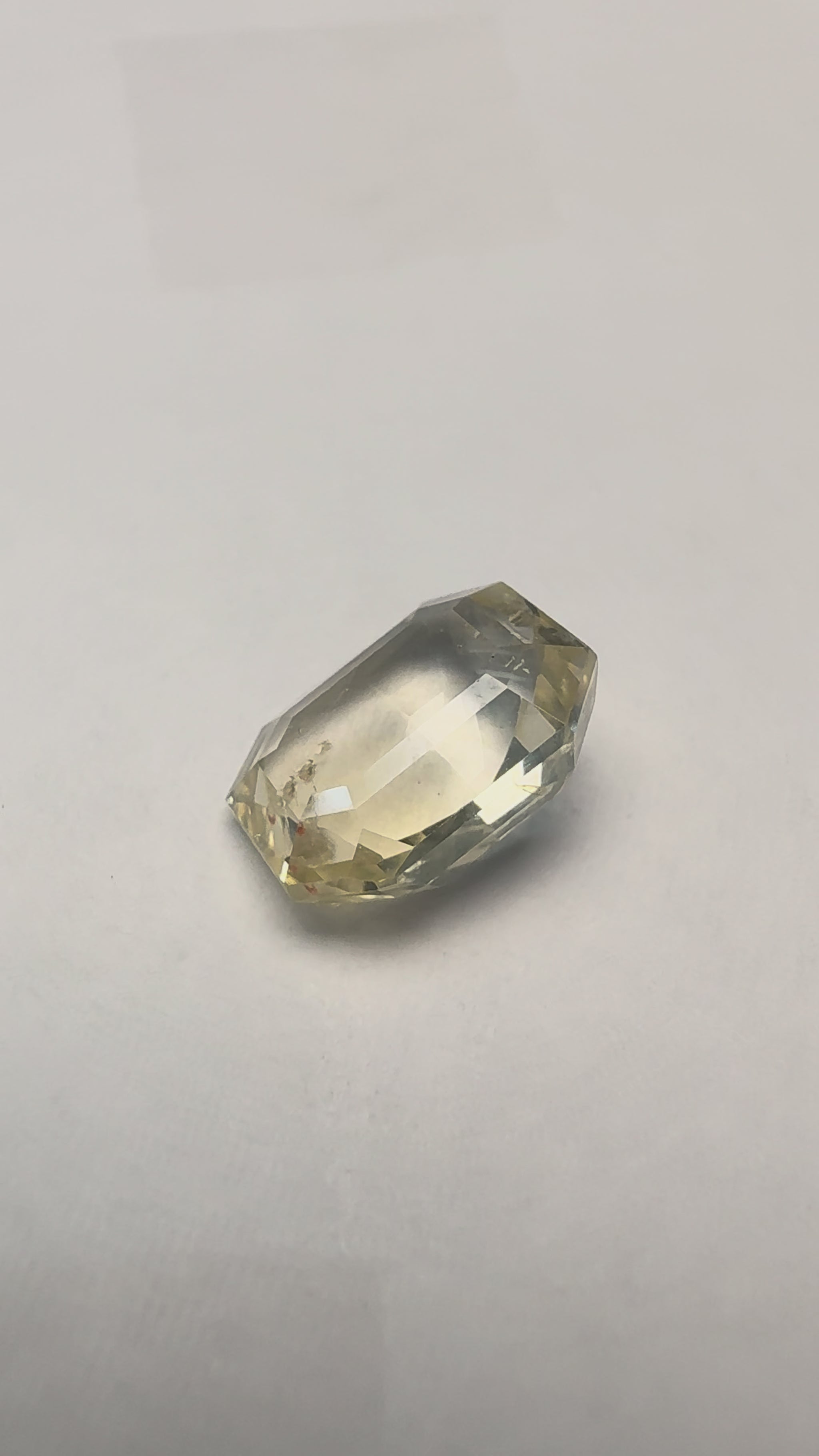 Yellow Sapphire 3.07 carat YSR-264 product reel