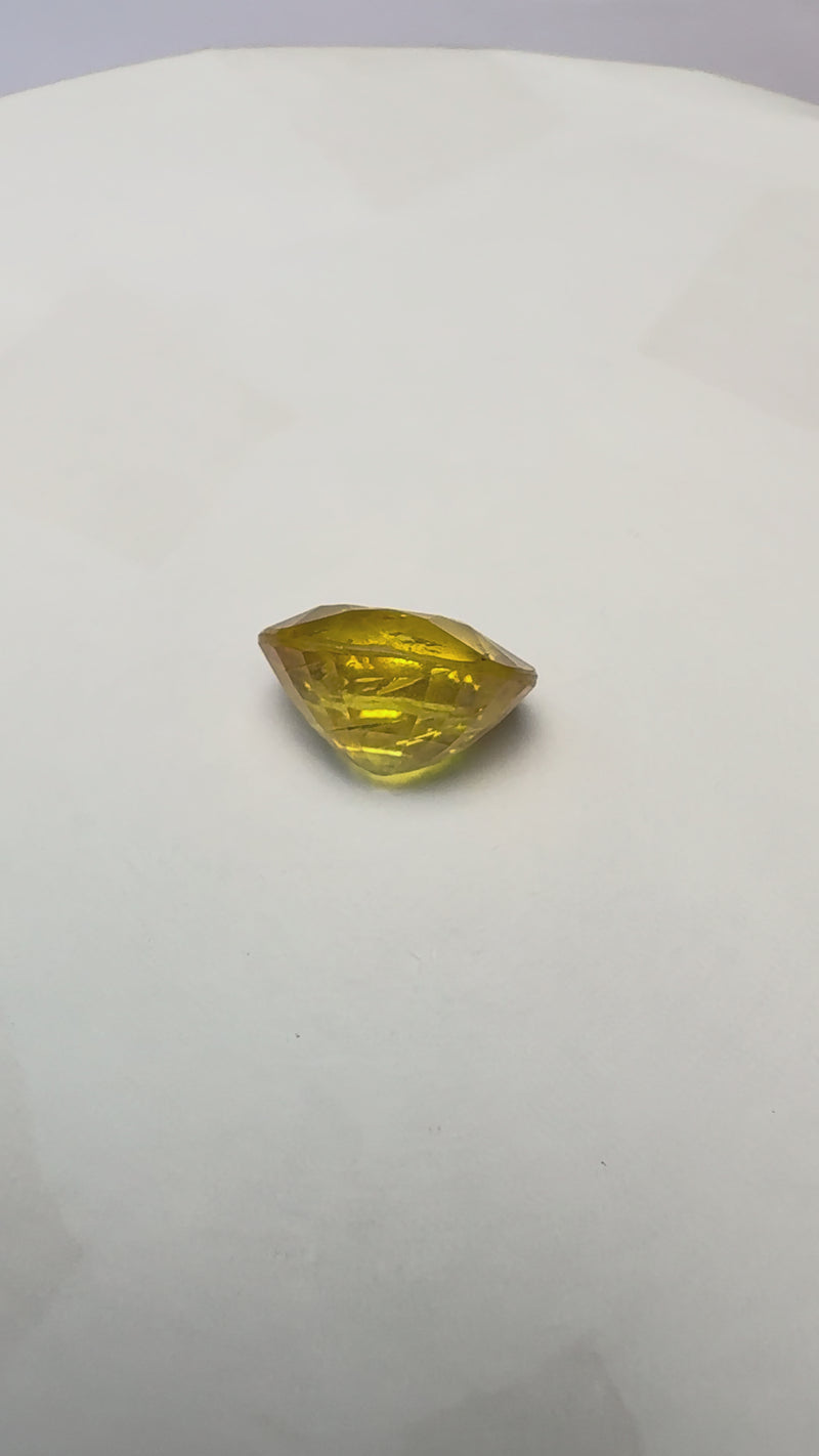 Yellow Sapphire – 5.09 Carat – Thailand