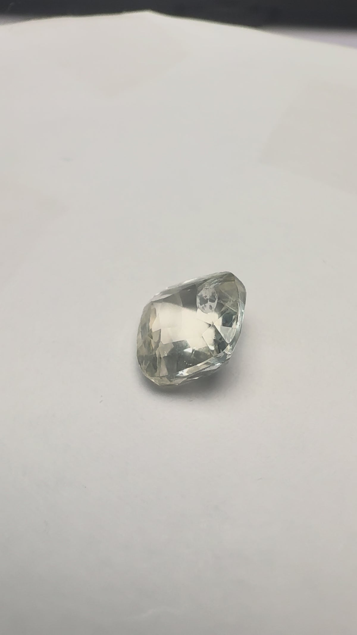 Yellow Sapphire 3.13 carat YSR-210 product reel