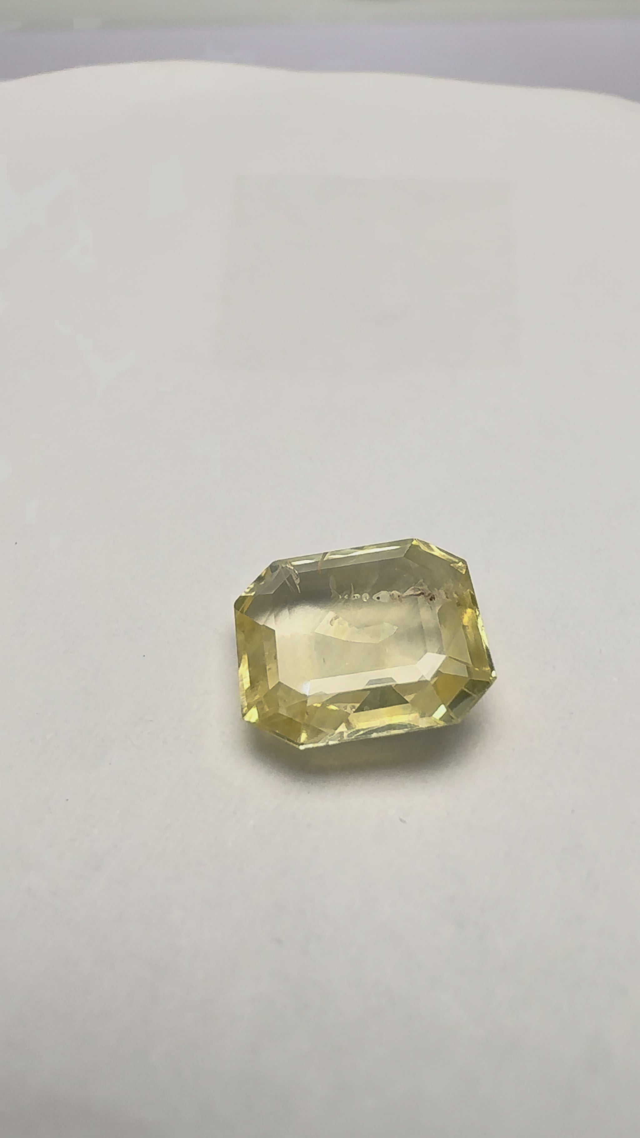 Yellow Sapphire 2.82 carat YSR-7 product reel