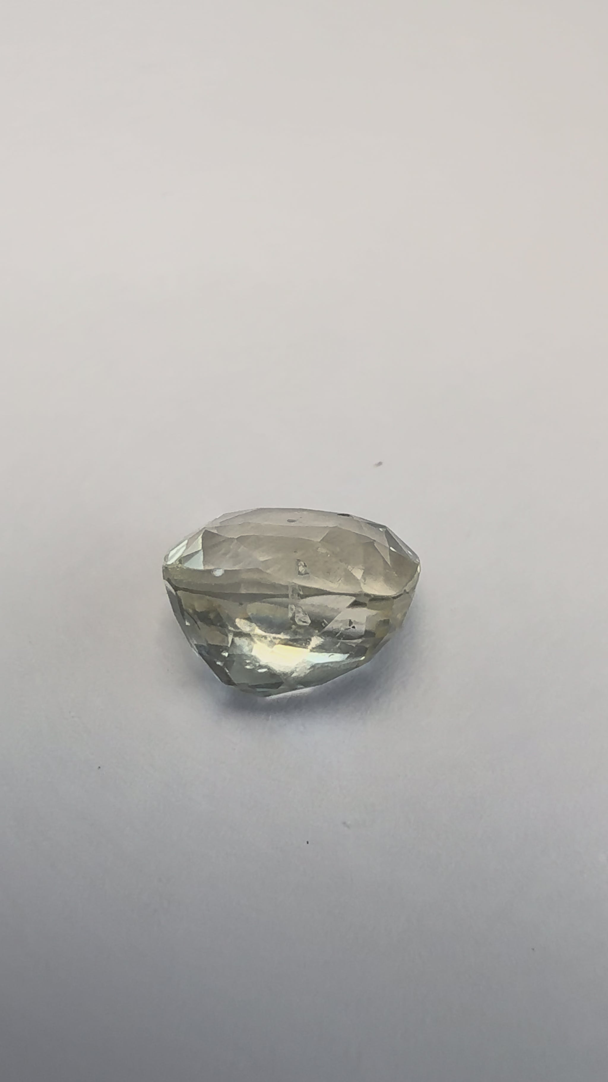 Yellow Sapphire 3.69 carat YSR-173 product reel