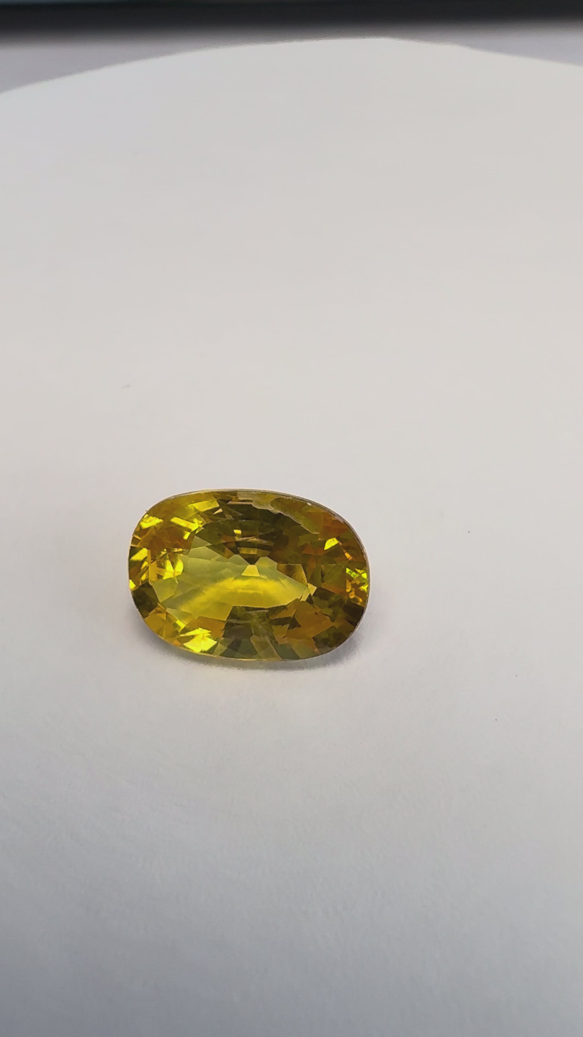 Yellow Sapphire 3.31 carat BKR-136 product reel