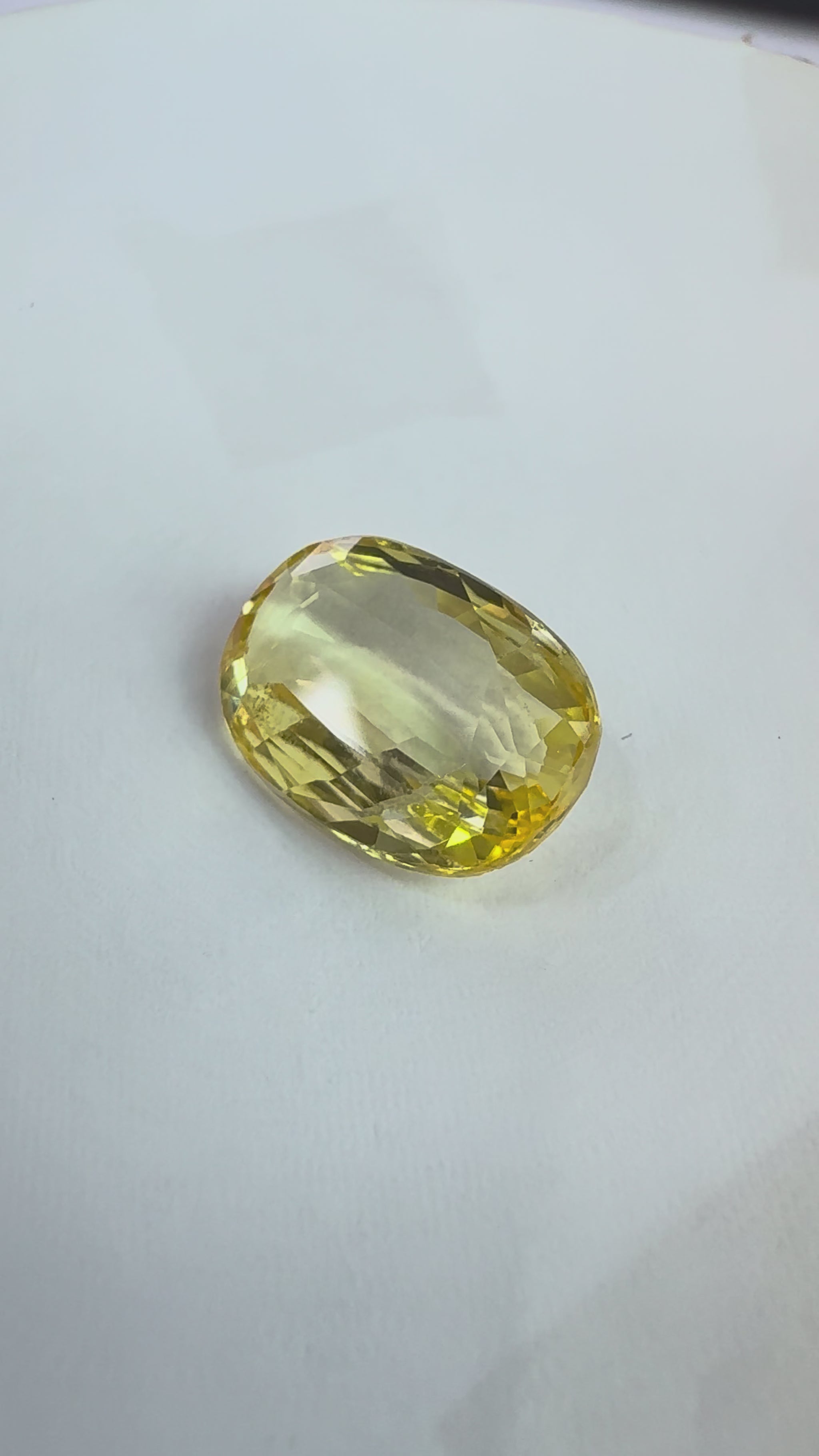 Yellow Sapphire 6.14 carat YSR-86 product reel