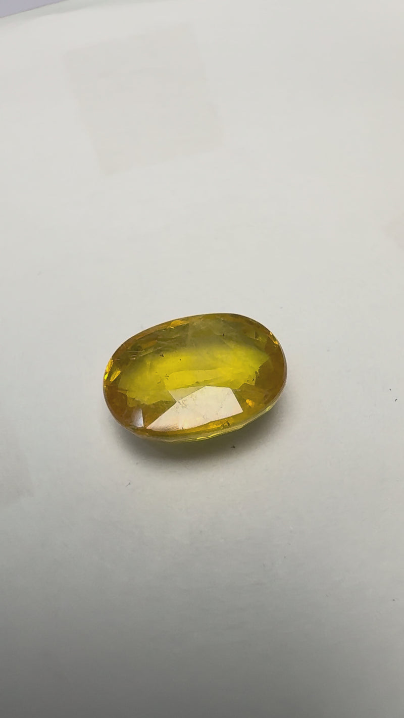 Yellow Sapphire – 5.22 Carat – Thailand