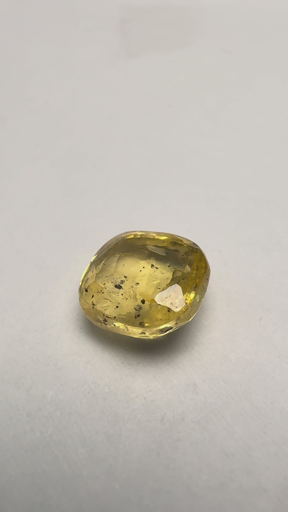 Yellow Sapphire 3.03 carat YSR-110 product reel