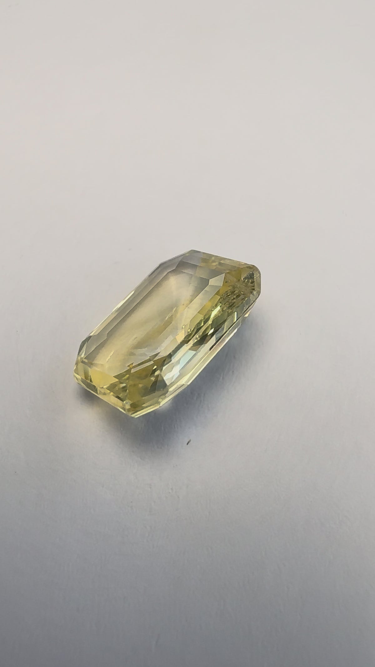 Yellow Sapphire 5.63 carat YSR-244 product reel