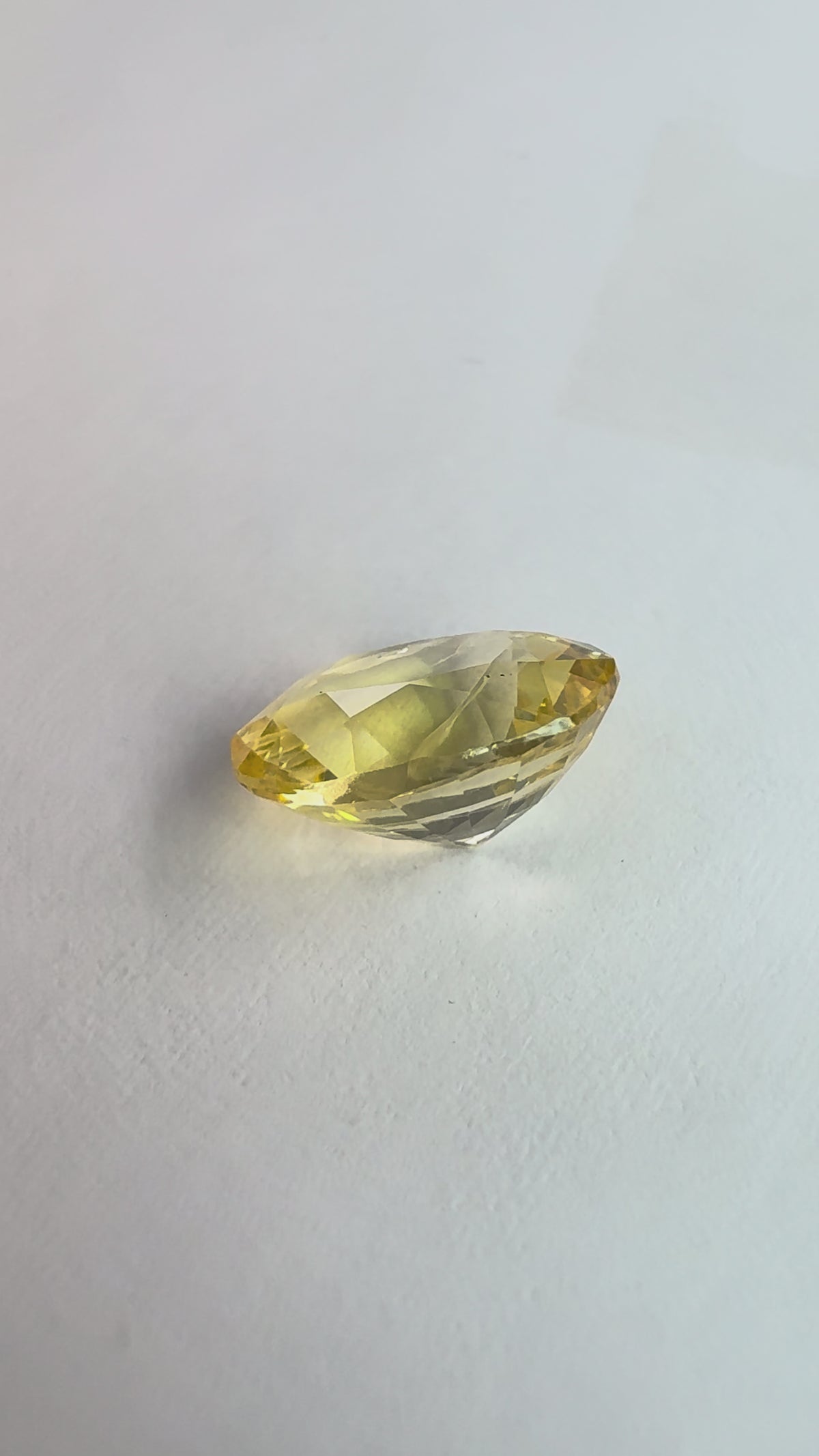 Yellow Sapphire 3.15 carat YSR-118 product reel
