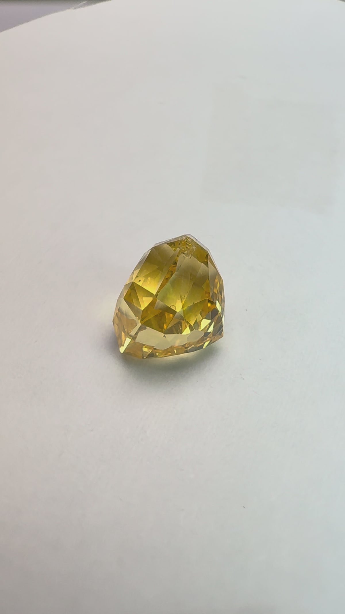 Yellow Sapphire 4.83 carat YSR-199 product reel