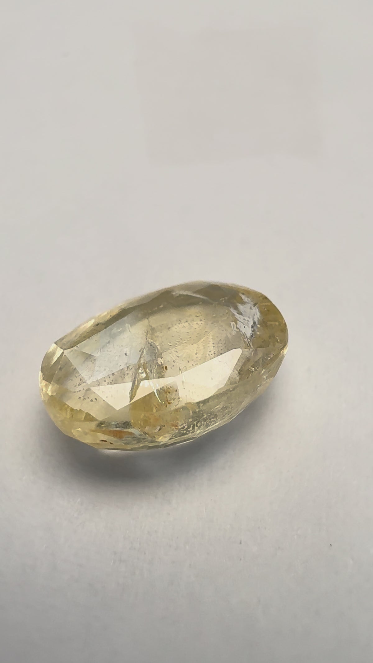 Yellow Sapphire 5.05 carat YSR-163 product reel