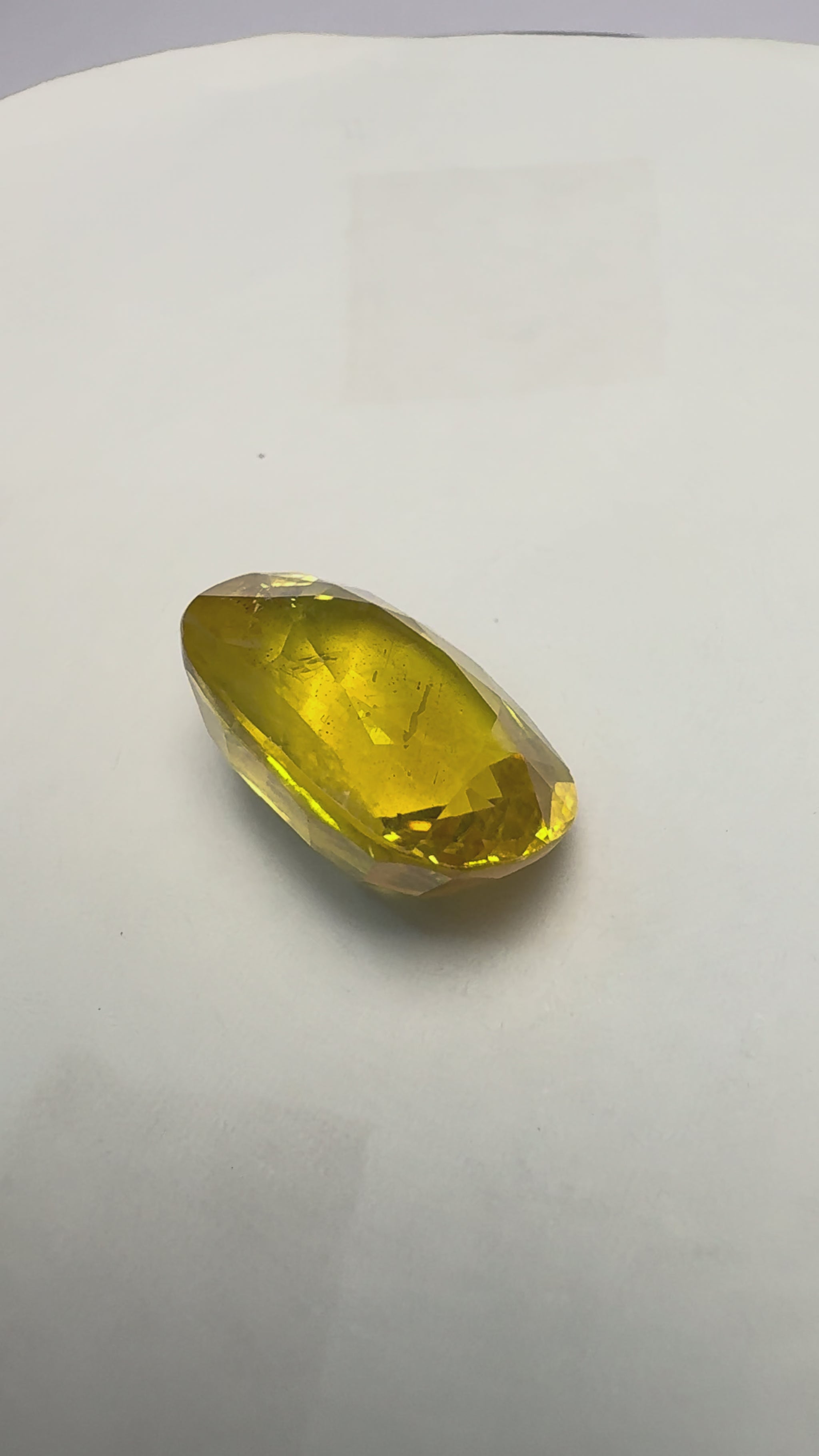 Yellow Sapphire 12.40 carat BKR-180 product reel