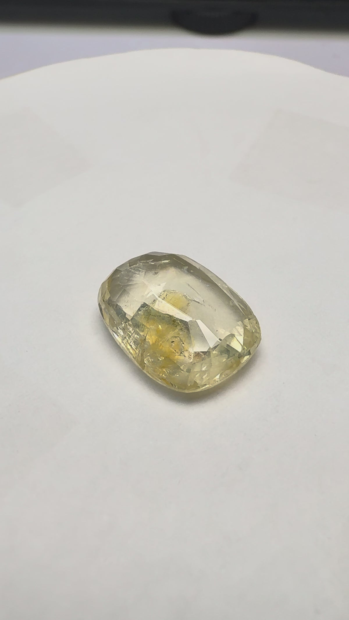 Yellow Sapphire 7.88 carat YSR-275 product reel