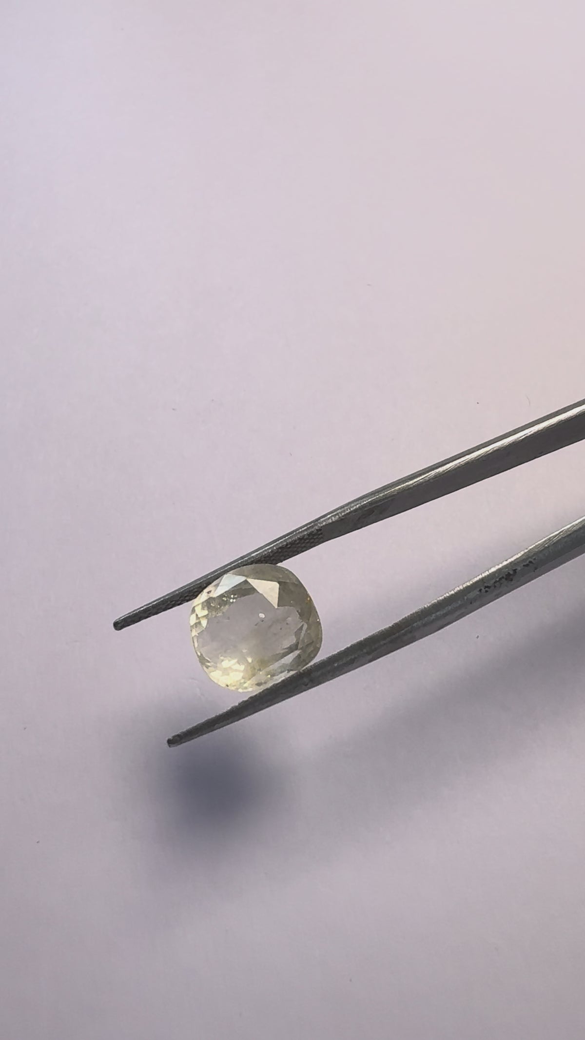Yellow Sapphire 6.75 carat YSR-18 product reel