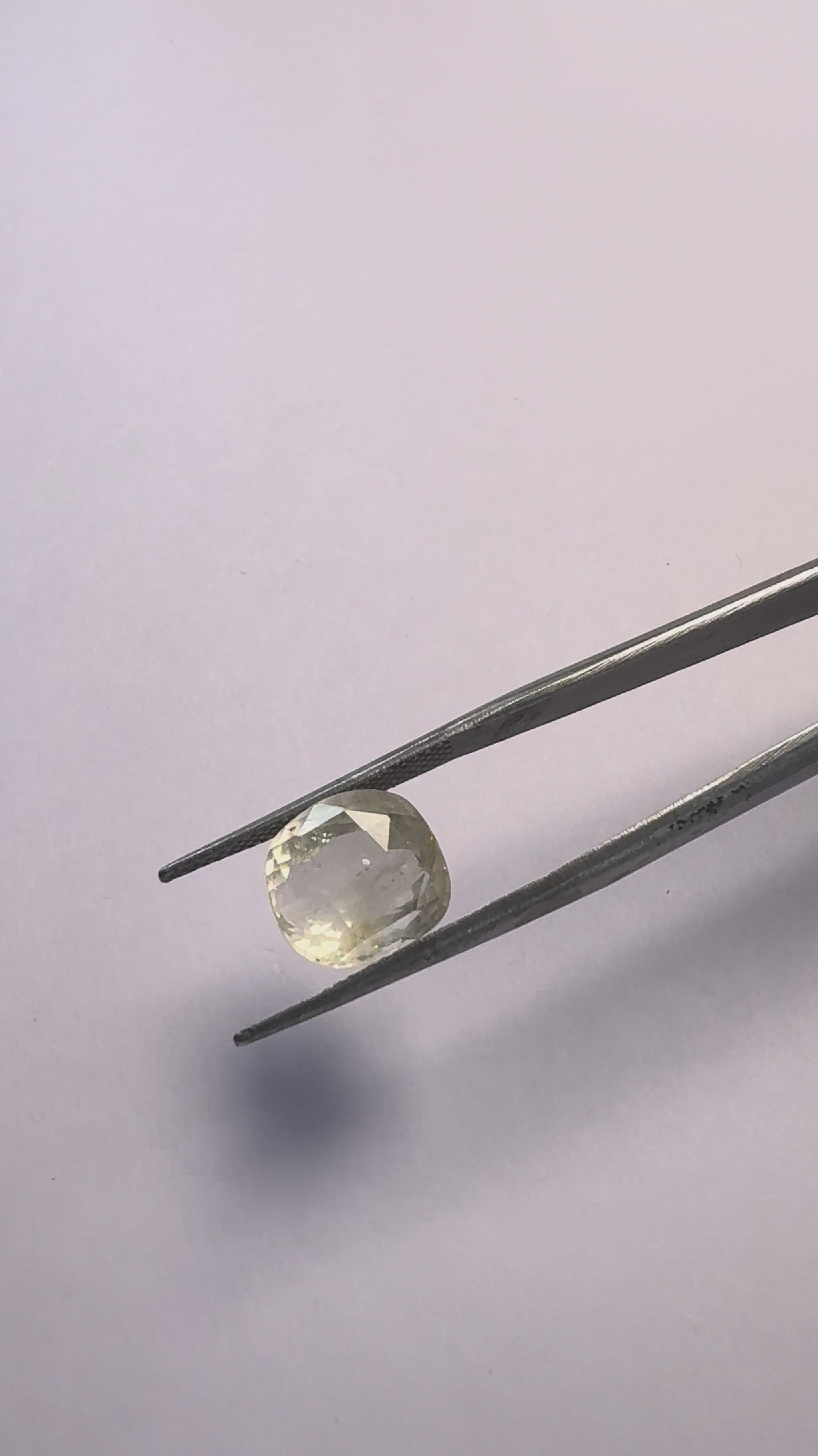 Yellow Sapphire 6.75 carat YSR-18 product reel