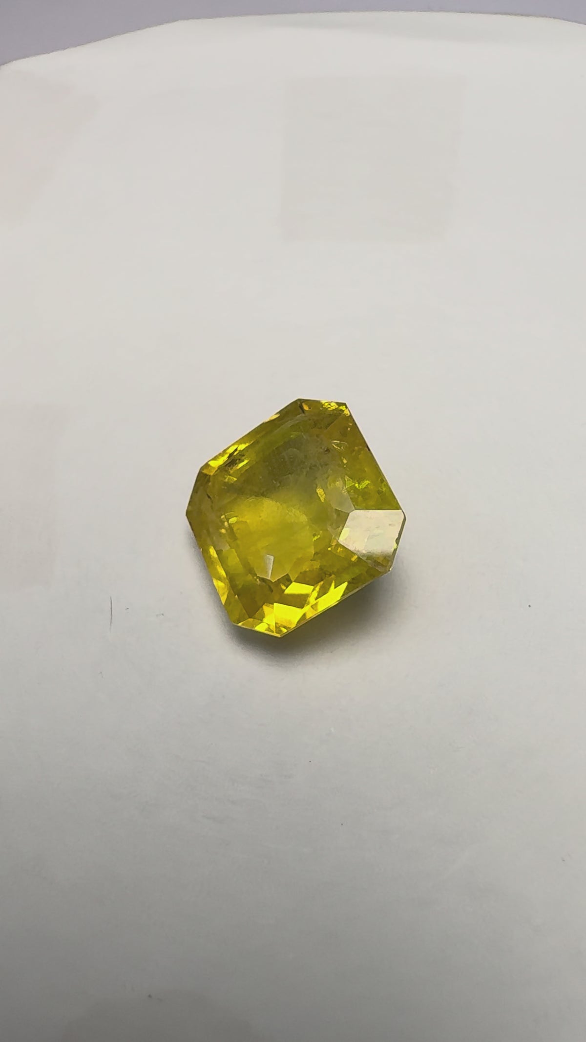Yellow Sapphire 5.82 carat BKR-172 product reel