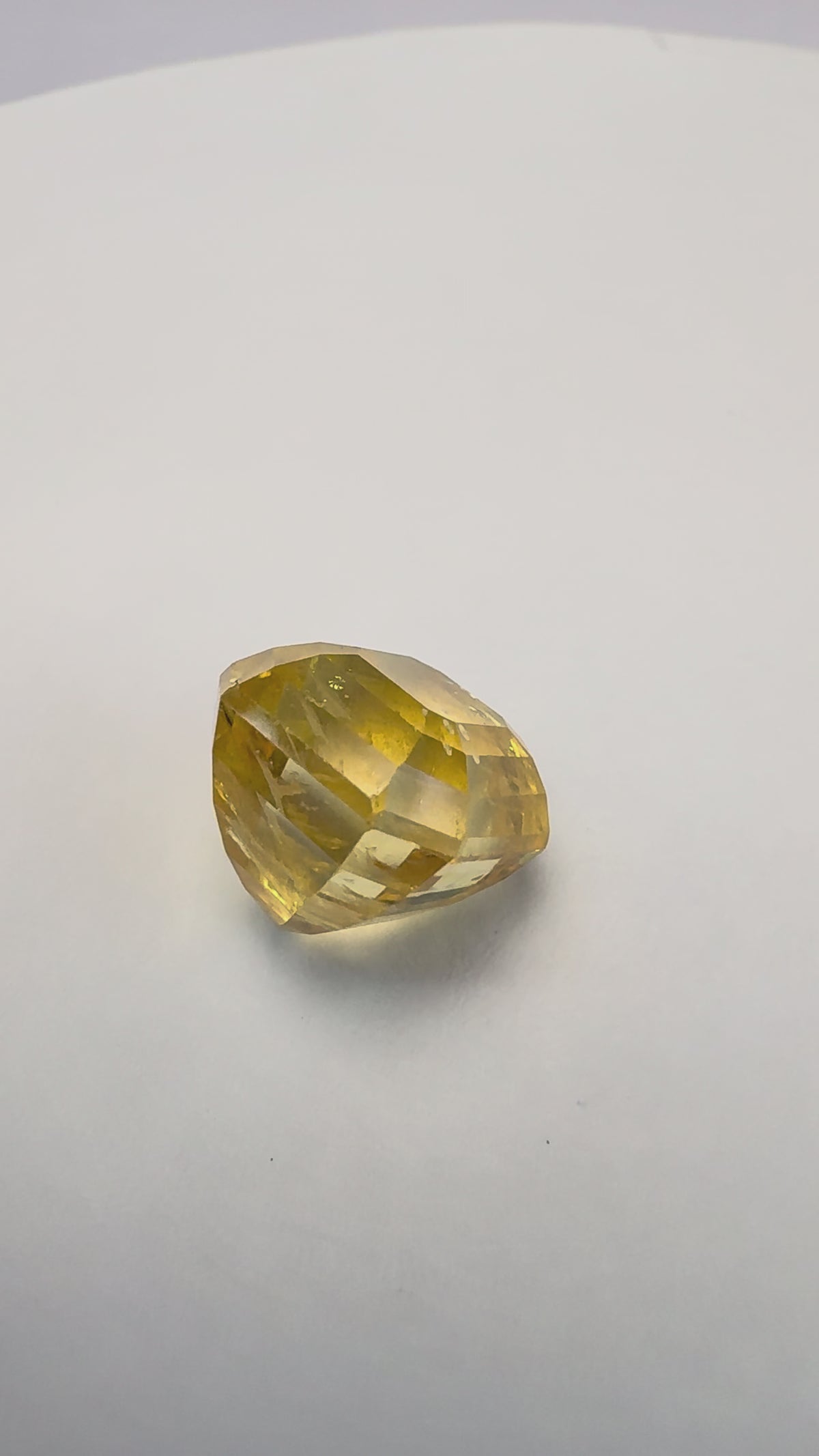 Yellow Sapphire 7.05 carat YSR-228 product reel