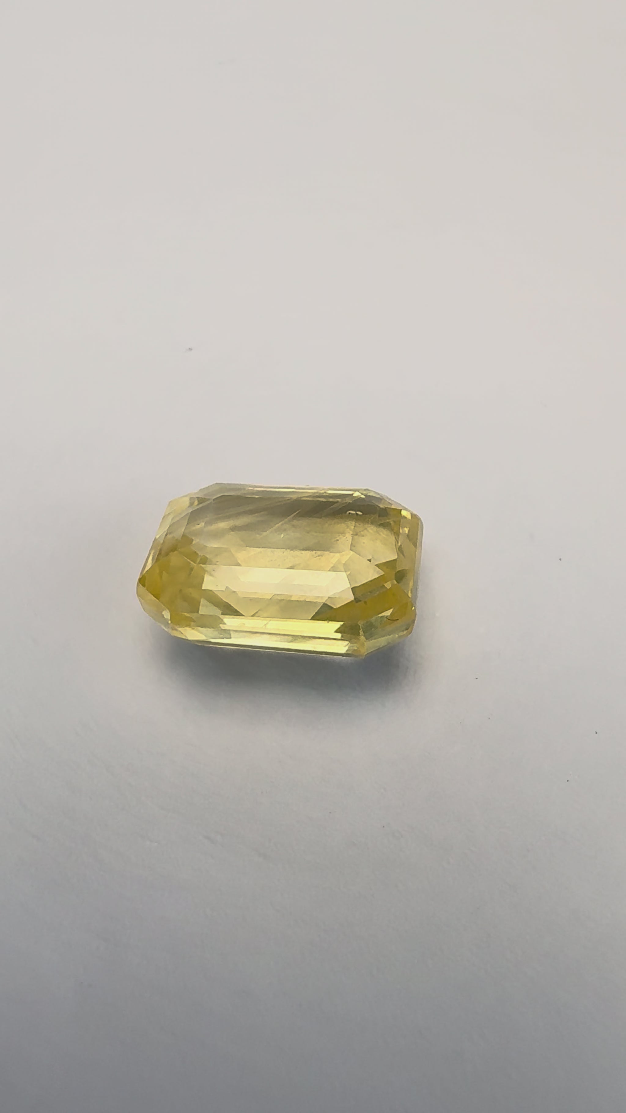 Yellow Sapphire 5.17 carat YSR-45 product reel