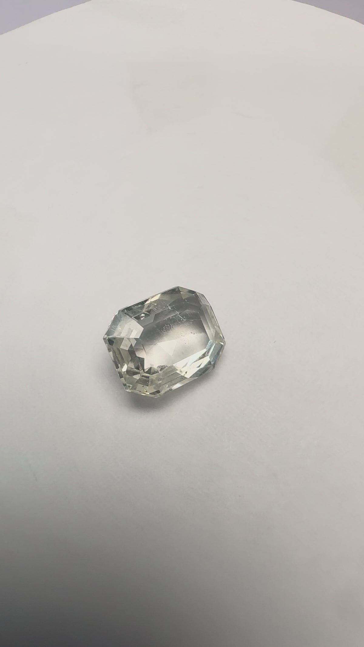 Yellow Sapphire 3.22 carat YSR-17 product reel