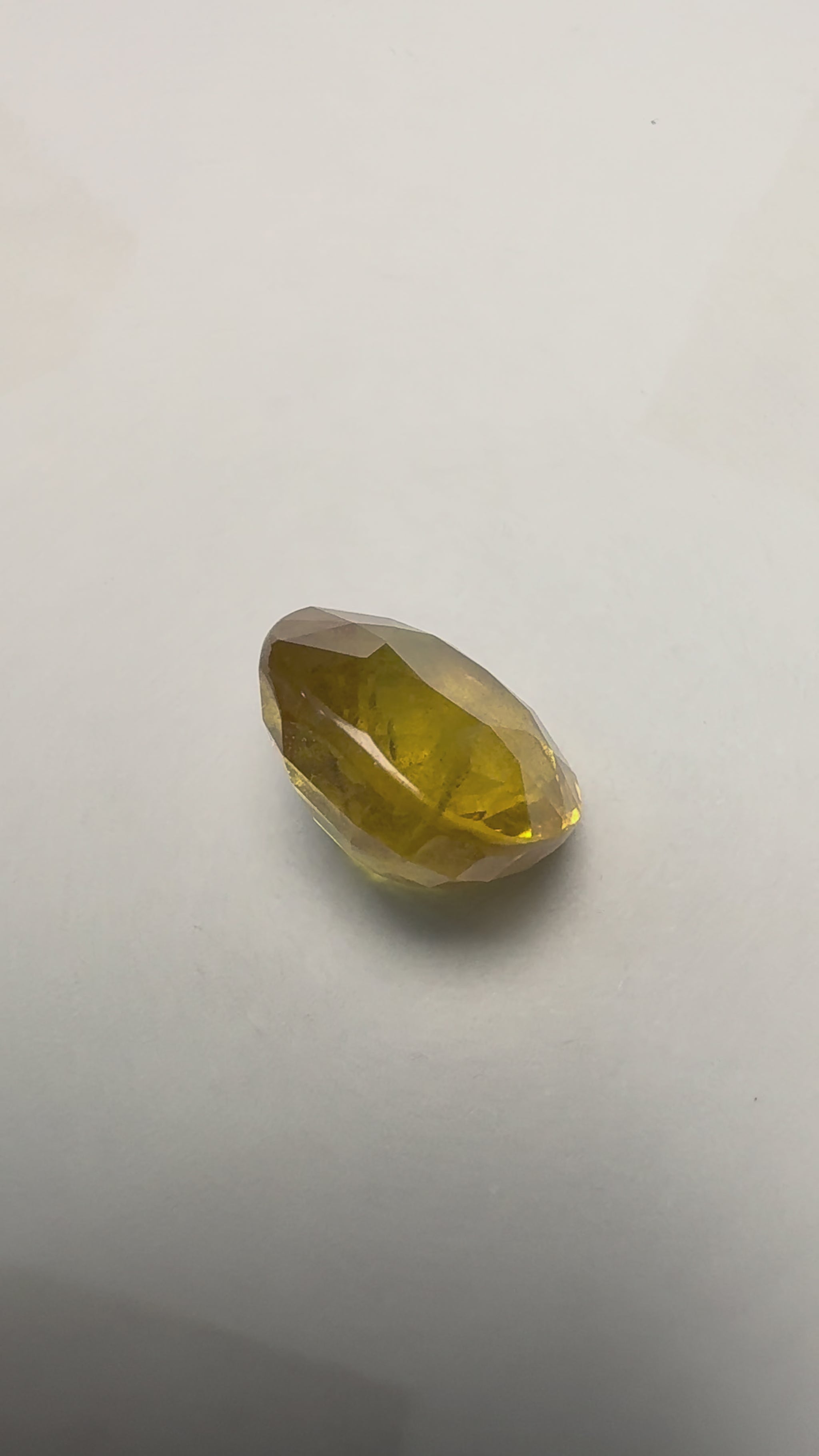 Yellow Sapphire 6.28 carat BKR-53 product reel