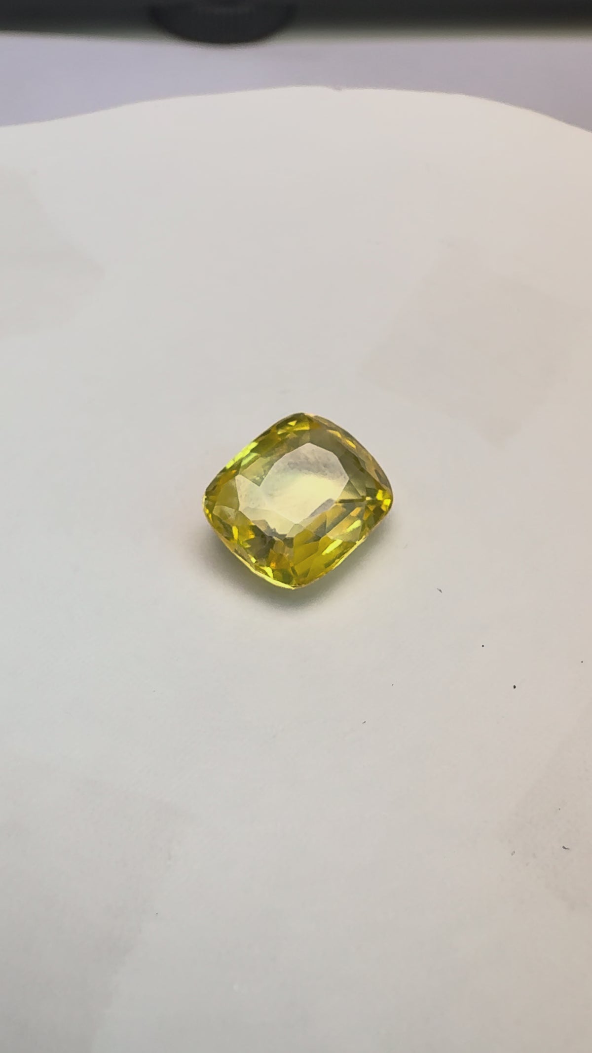 Yellow Sapphire 5.00 carat YSR-267 product reel