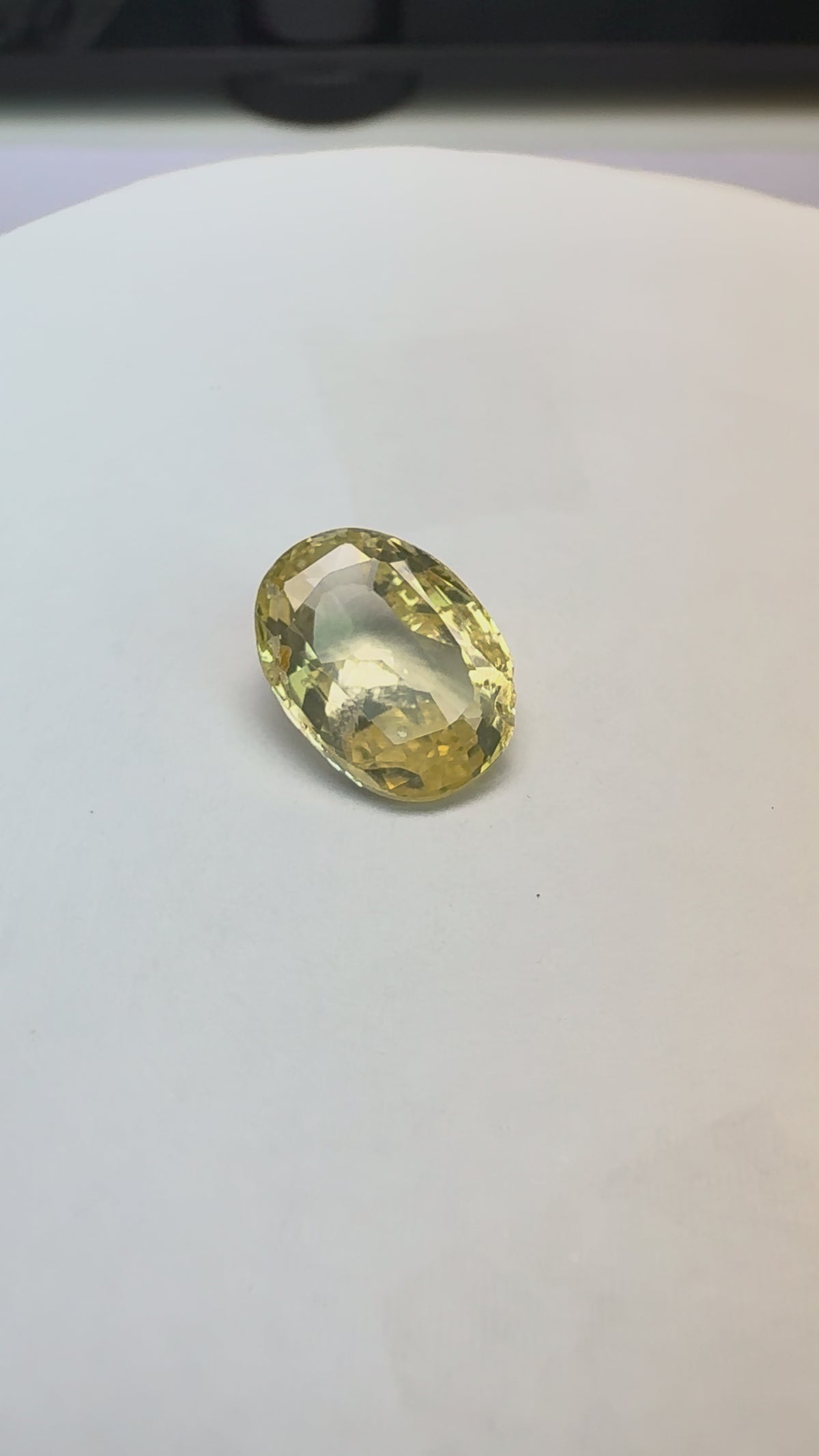 Yellow Sapphire 5.53 carat YSR-256 product reel