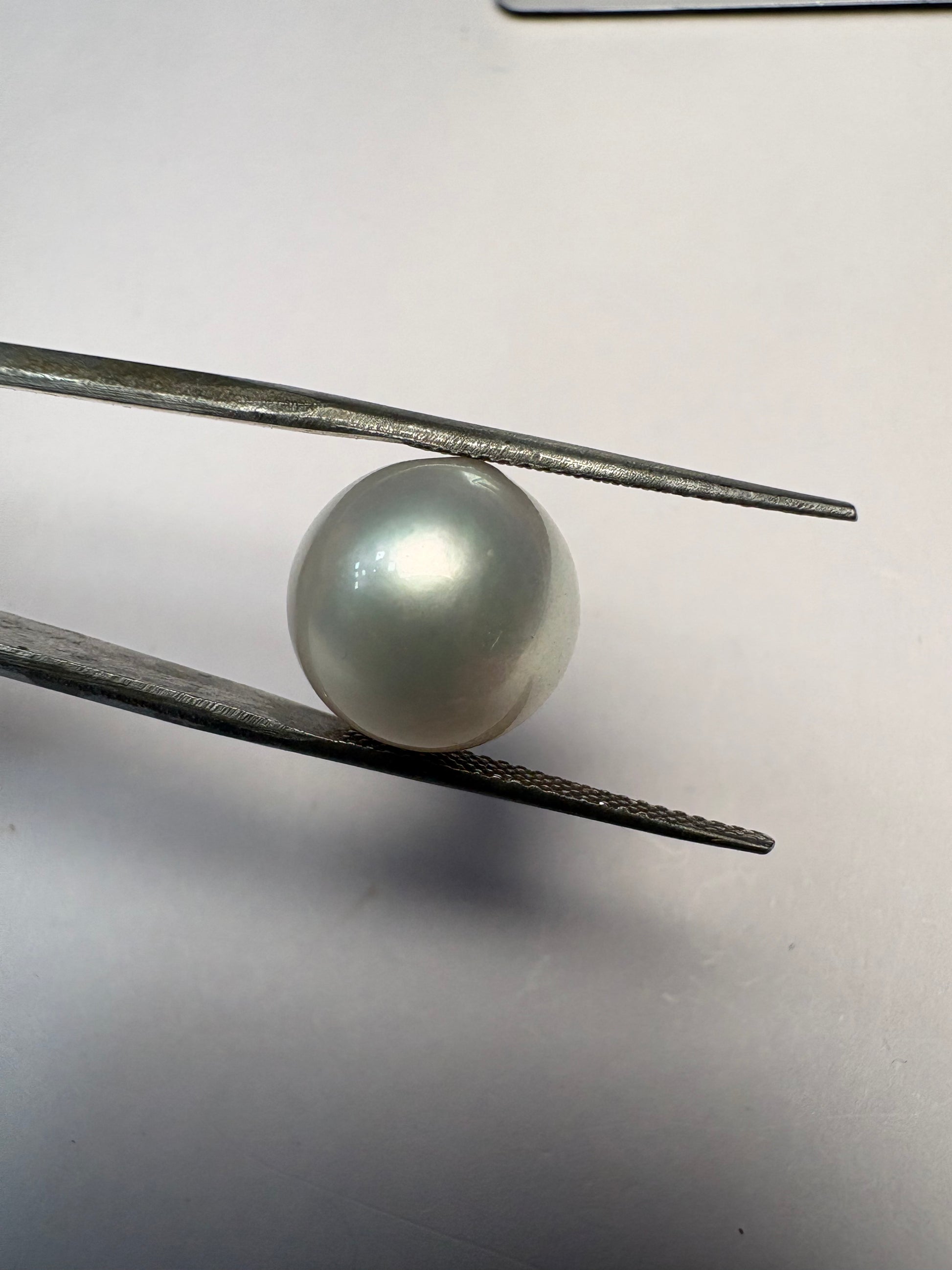 South Sea Pearl 11.93 carat PSR-03 face-up view