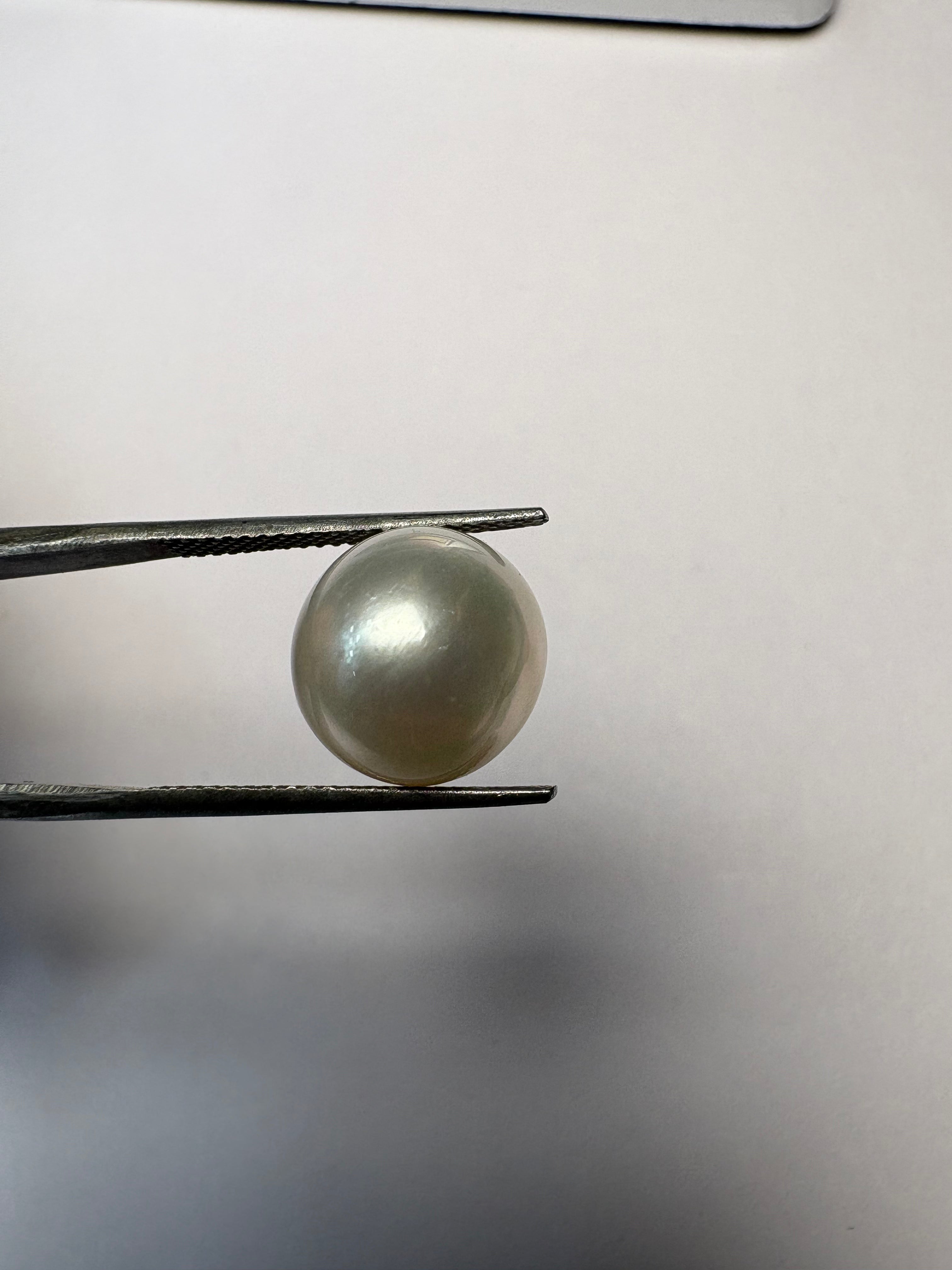 South Sea Pearl 10.71 carat PSR-05 face-up view