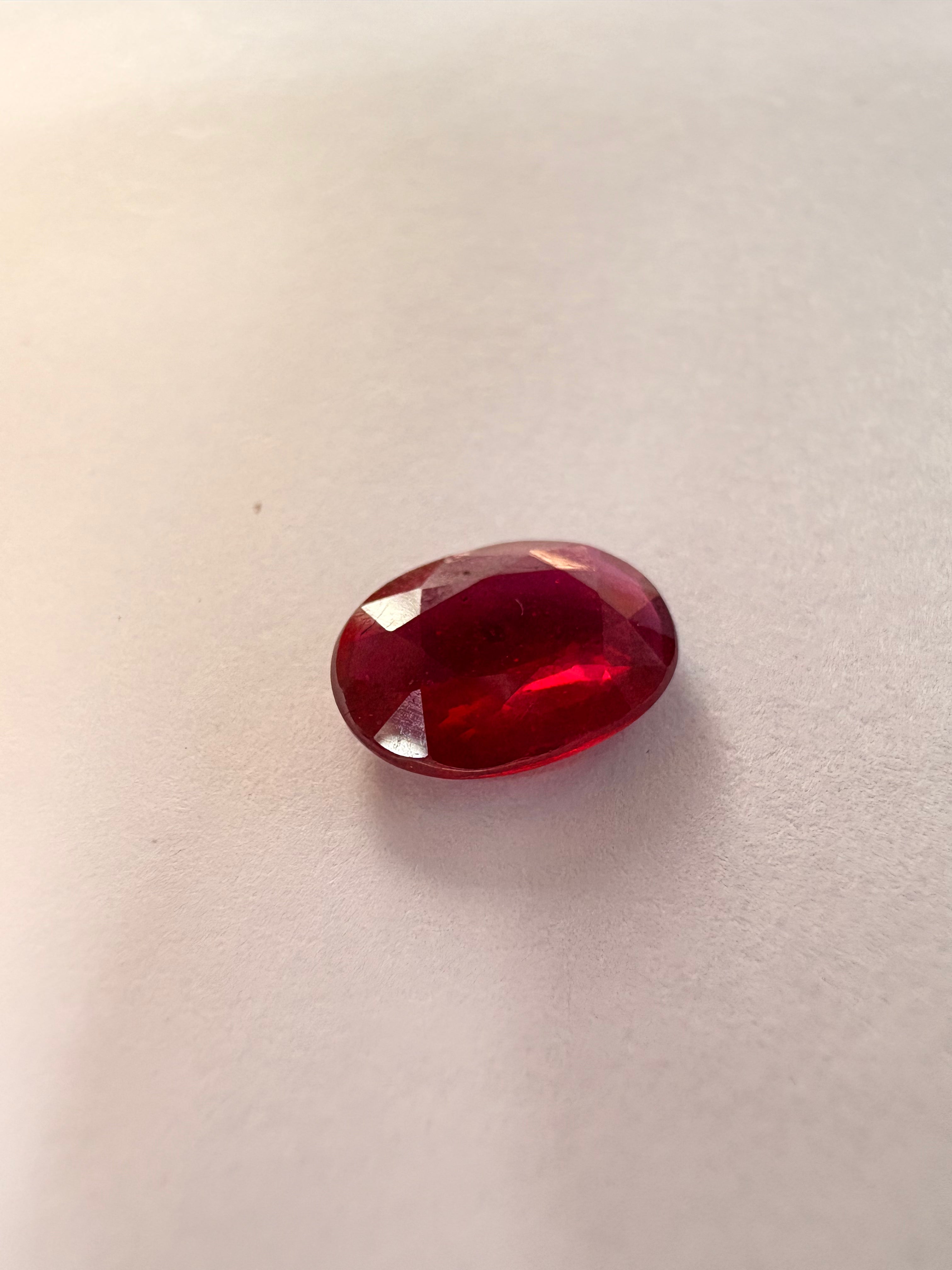 Ruby 3.61 carat R-8 alternate face-up view