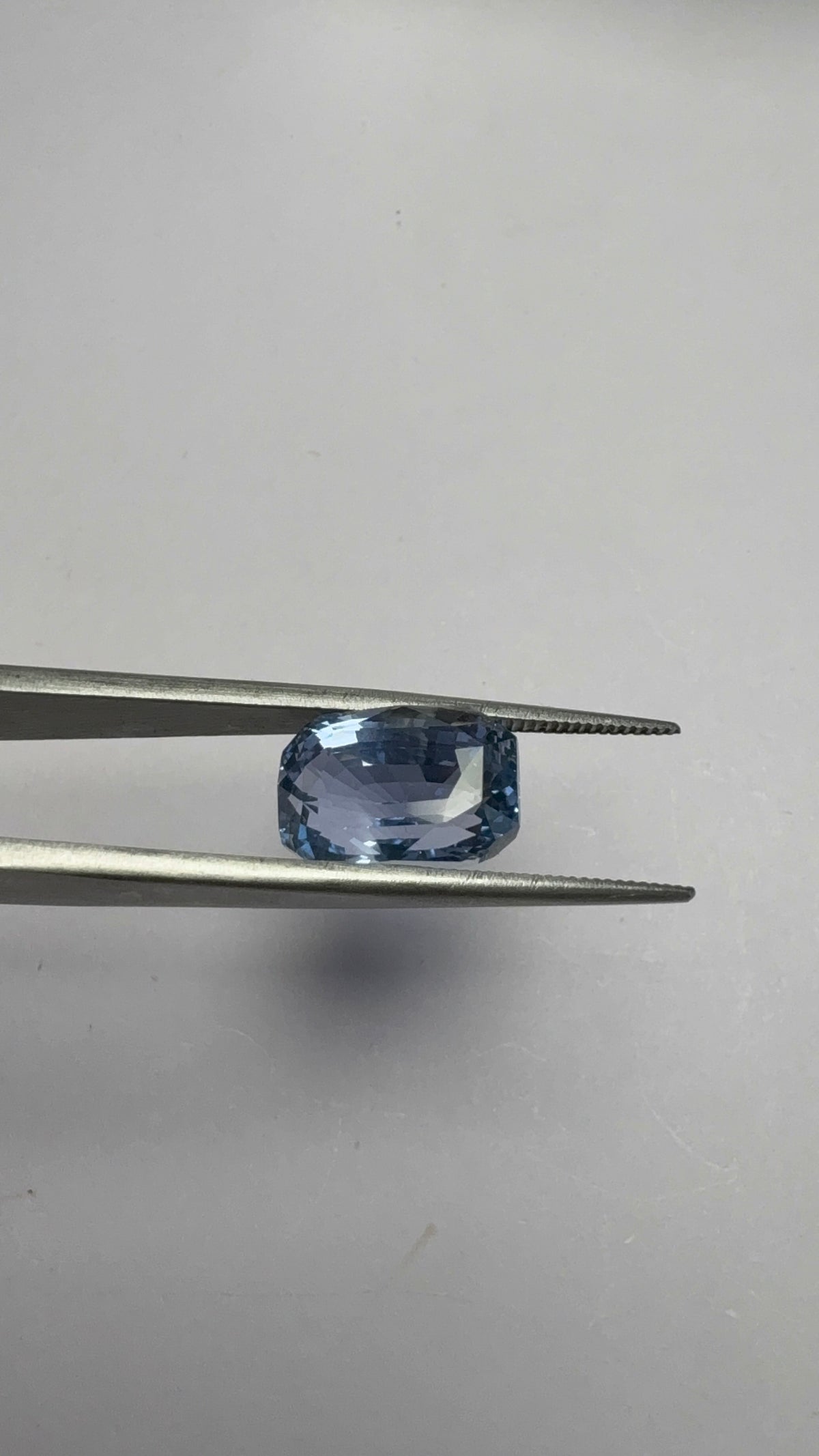 Blue Sapphire 9.04 carat SBS-12 side view