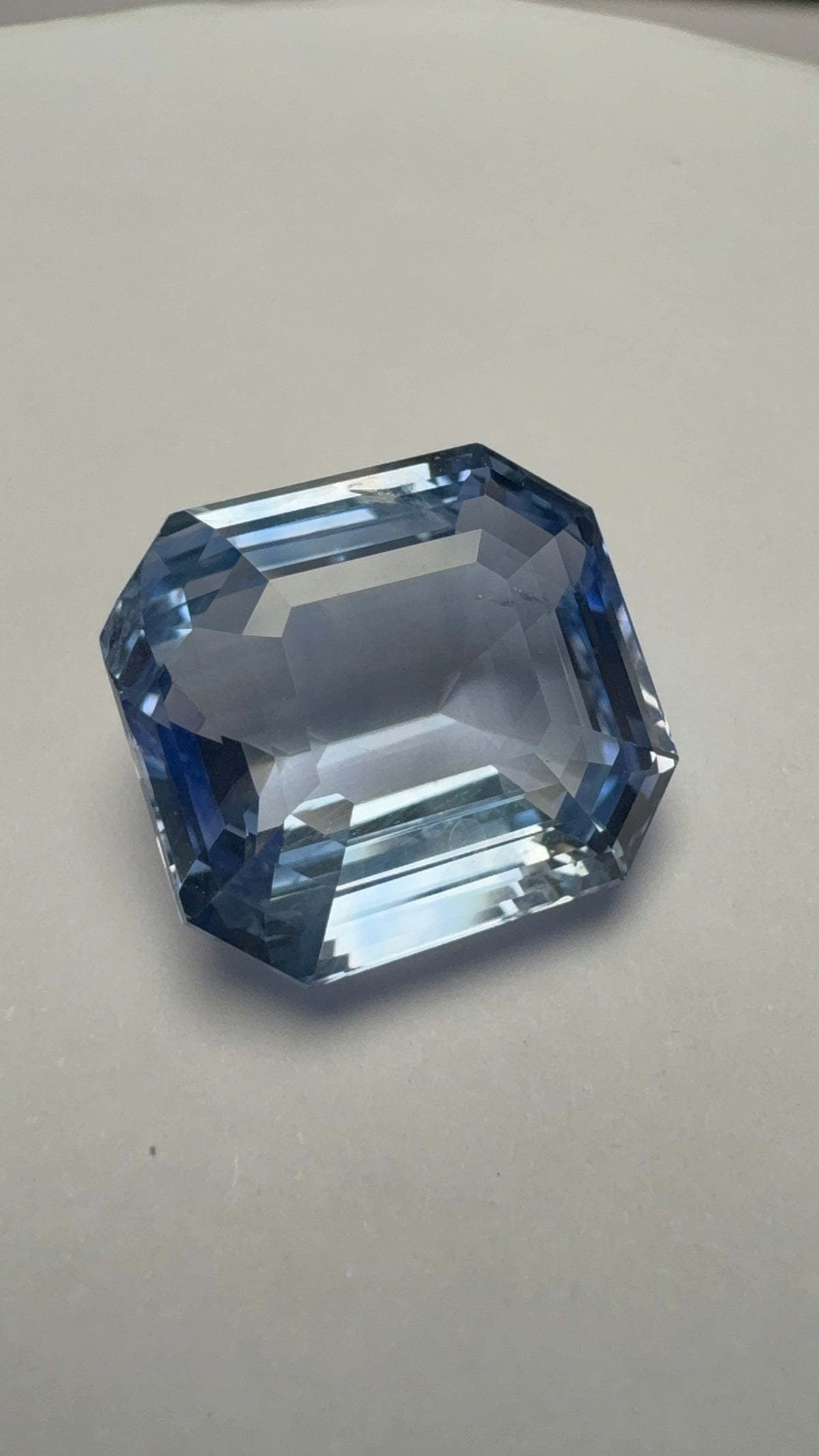 Blue Sapphire 17.28 carat SBS-19 angled view