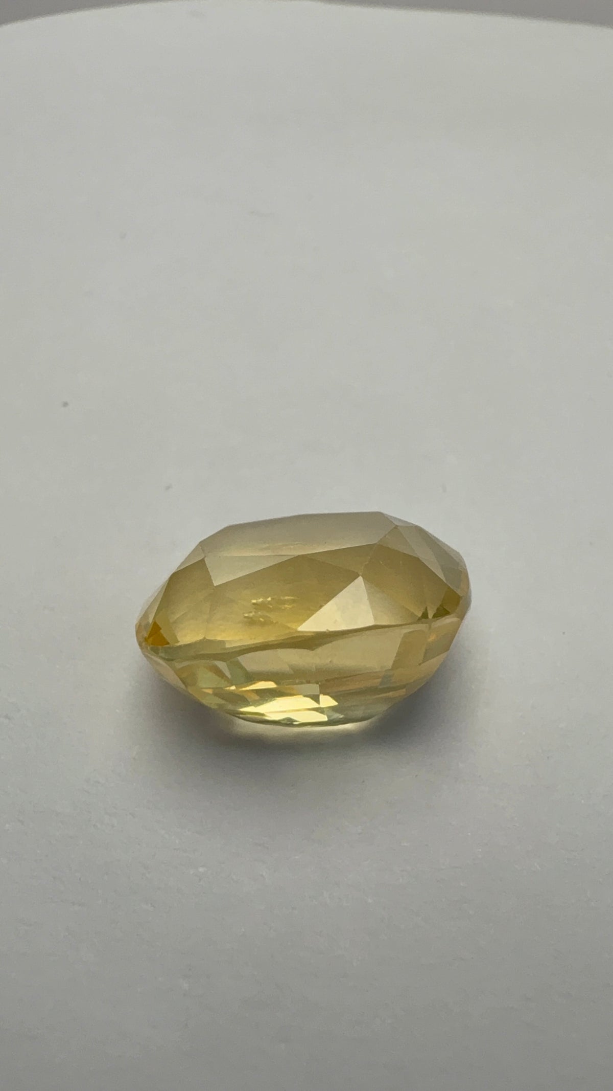 Yellow Sapphire 9.62 carat SYS-36 close view