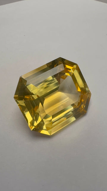 Yellow Sapphire 16.11 carat SYS-37 front view