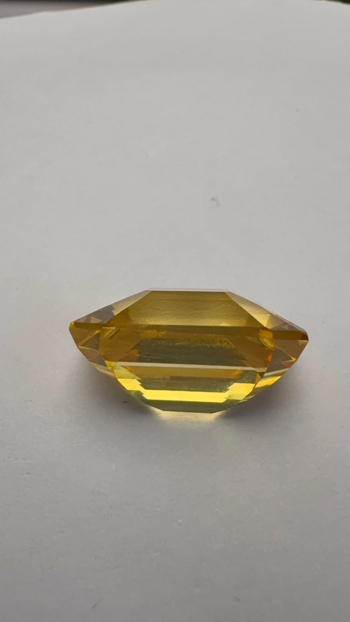Yellow Sapphire 10.87 carat SYS-47 close view