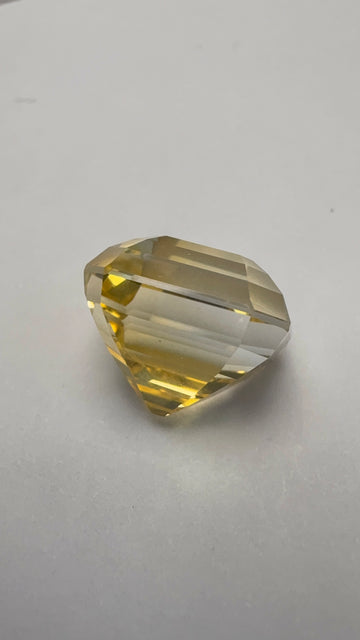 Yellow Sapphire 10.15 carat SYS-8 front view