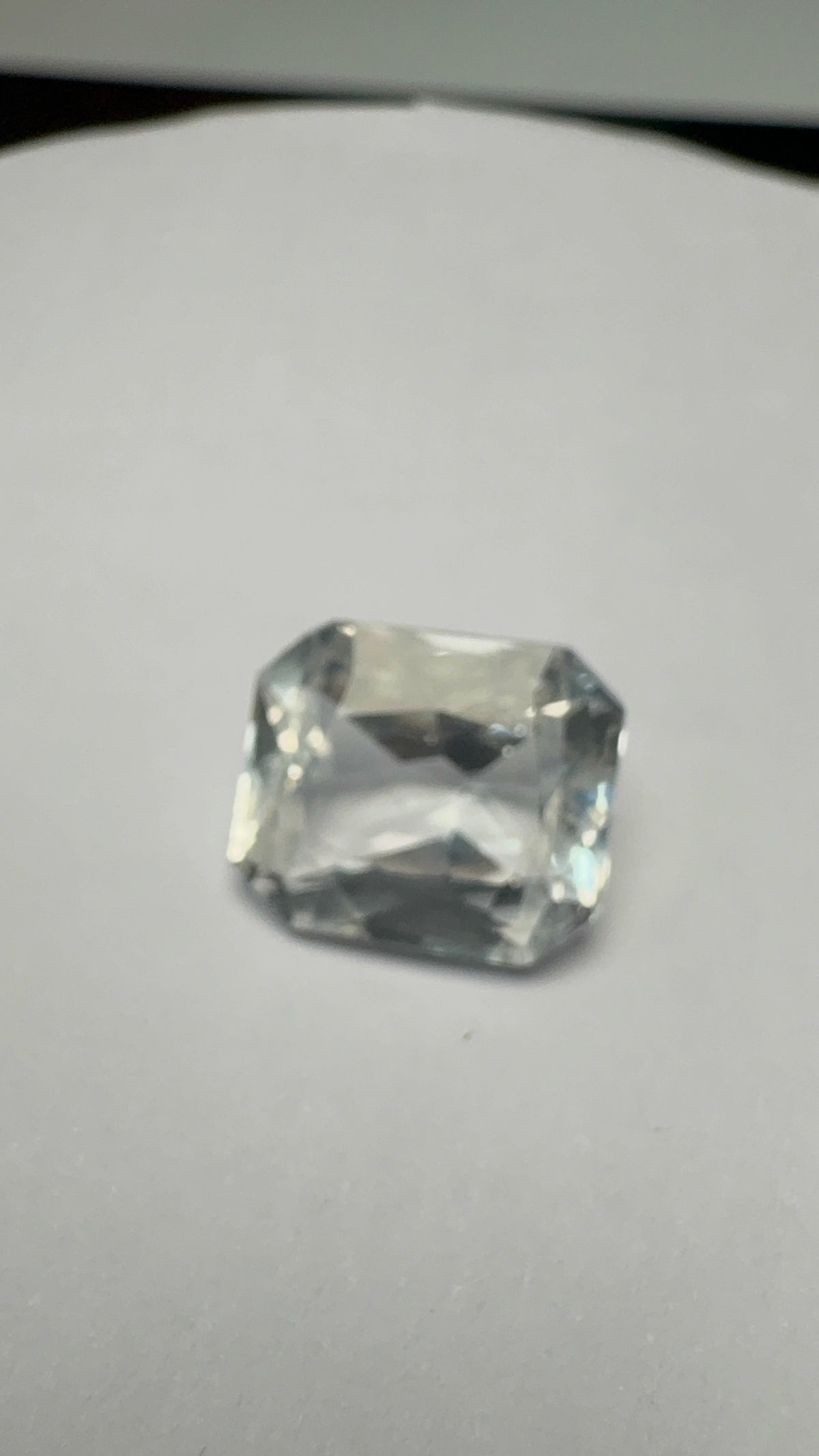White Sapphire 6.15 carat WS-10 angled view
