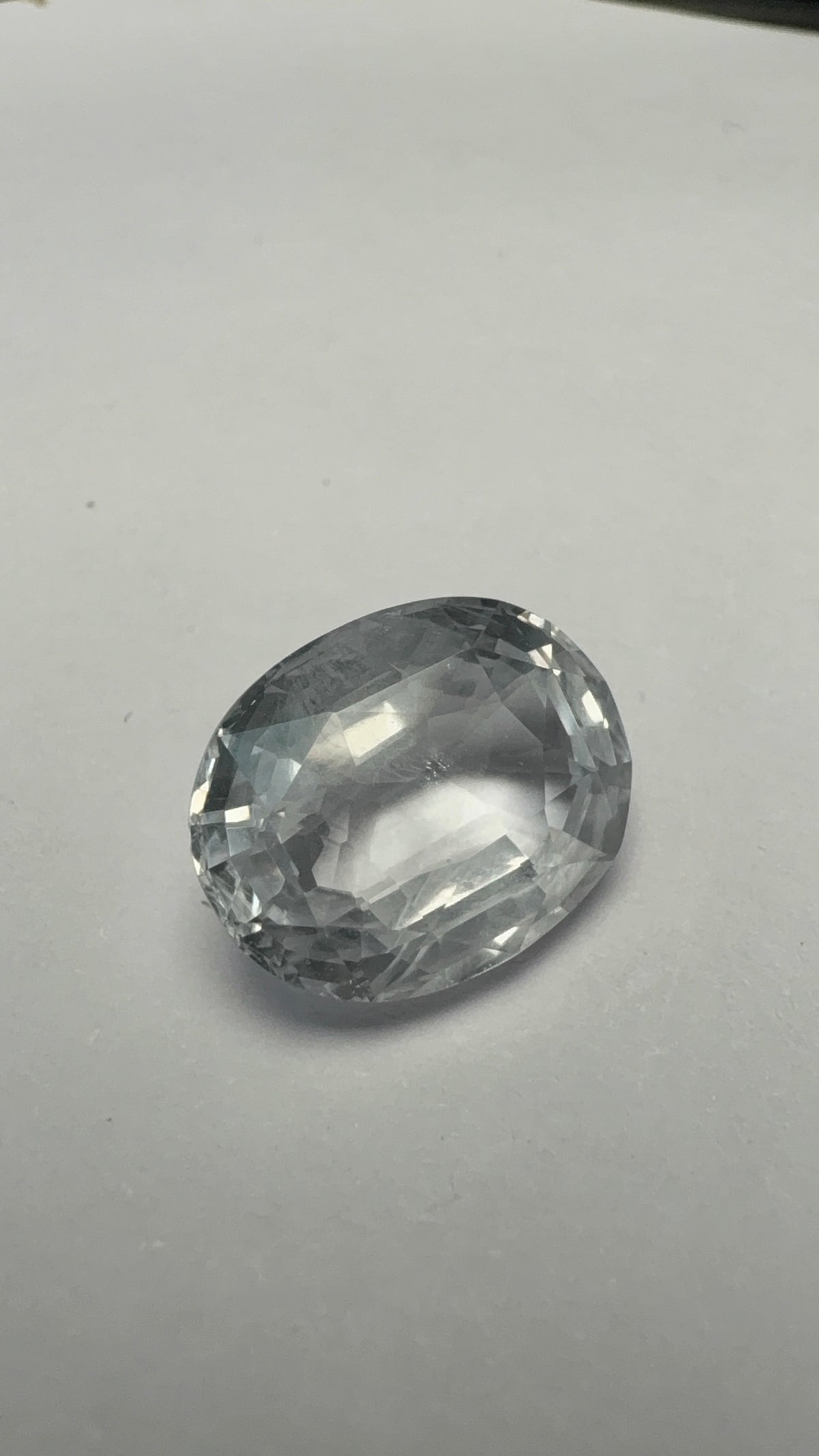 White Sapphire 5.37 carat WS-16 front view
